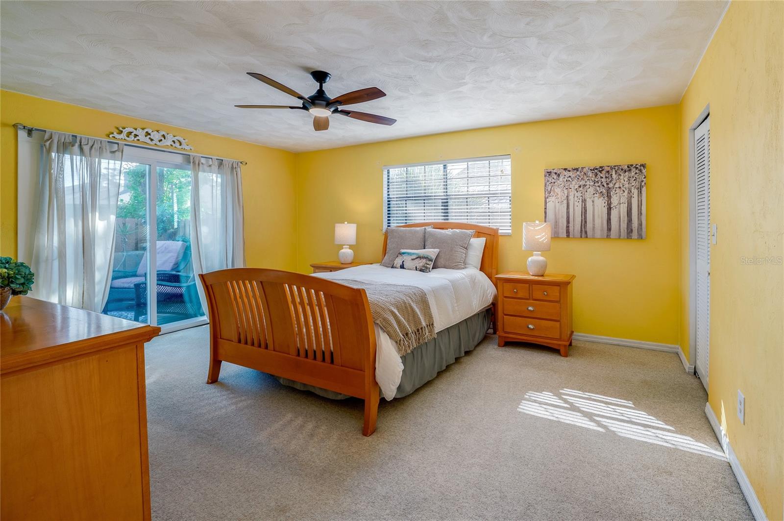 Image 31 of 76 For 609 Andrews Street