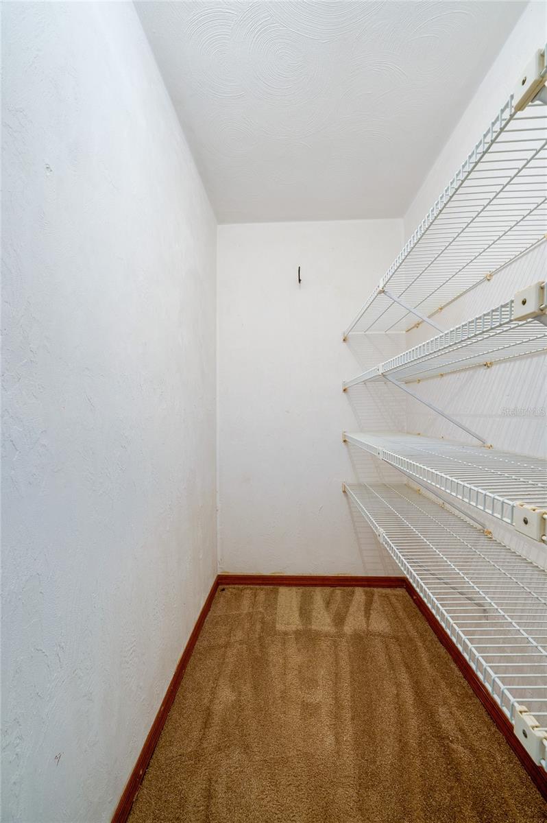 Image 38 of 76 For 609 Andrews Street