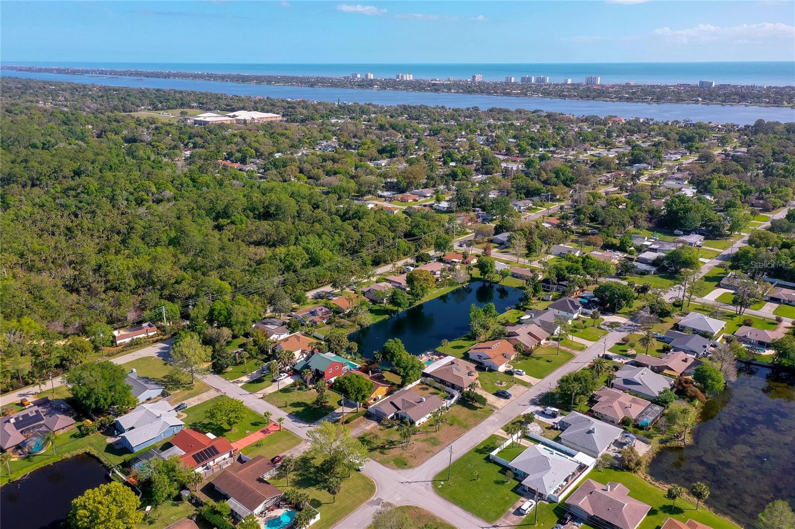 Image 52 of 76 For 609 Andrews Street