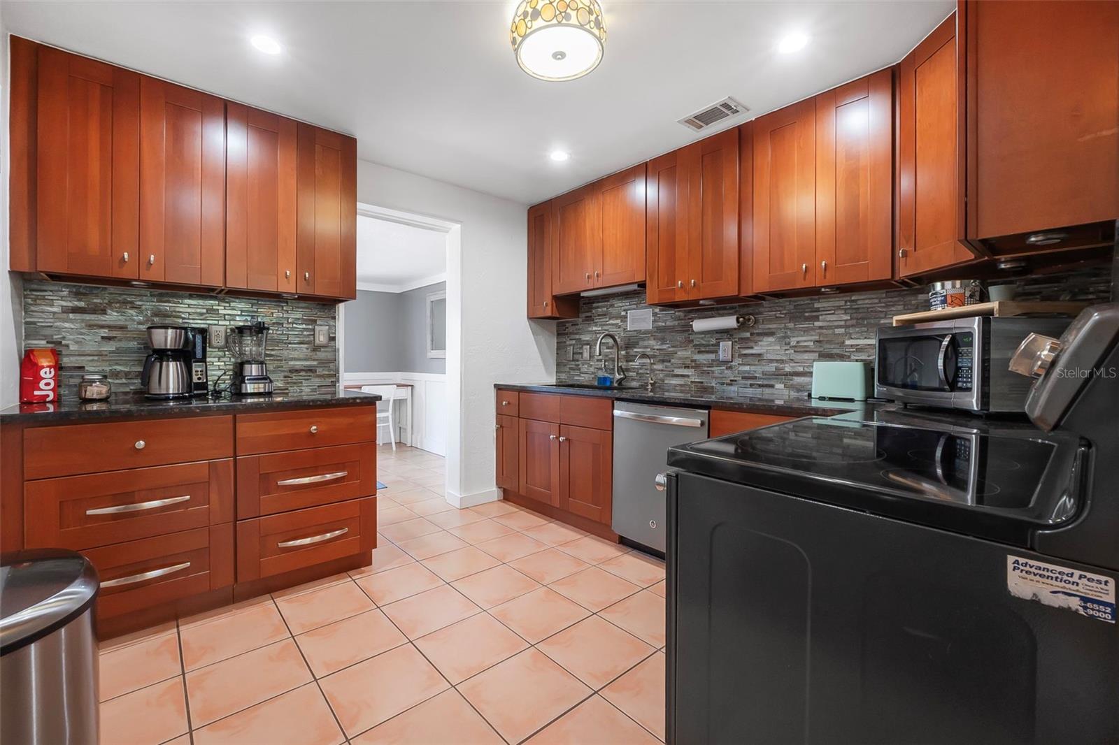 Image 12 of 38 For 82 Margaret Road