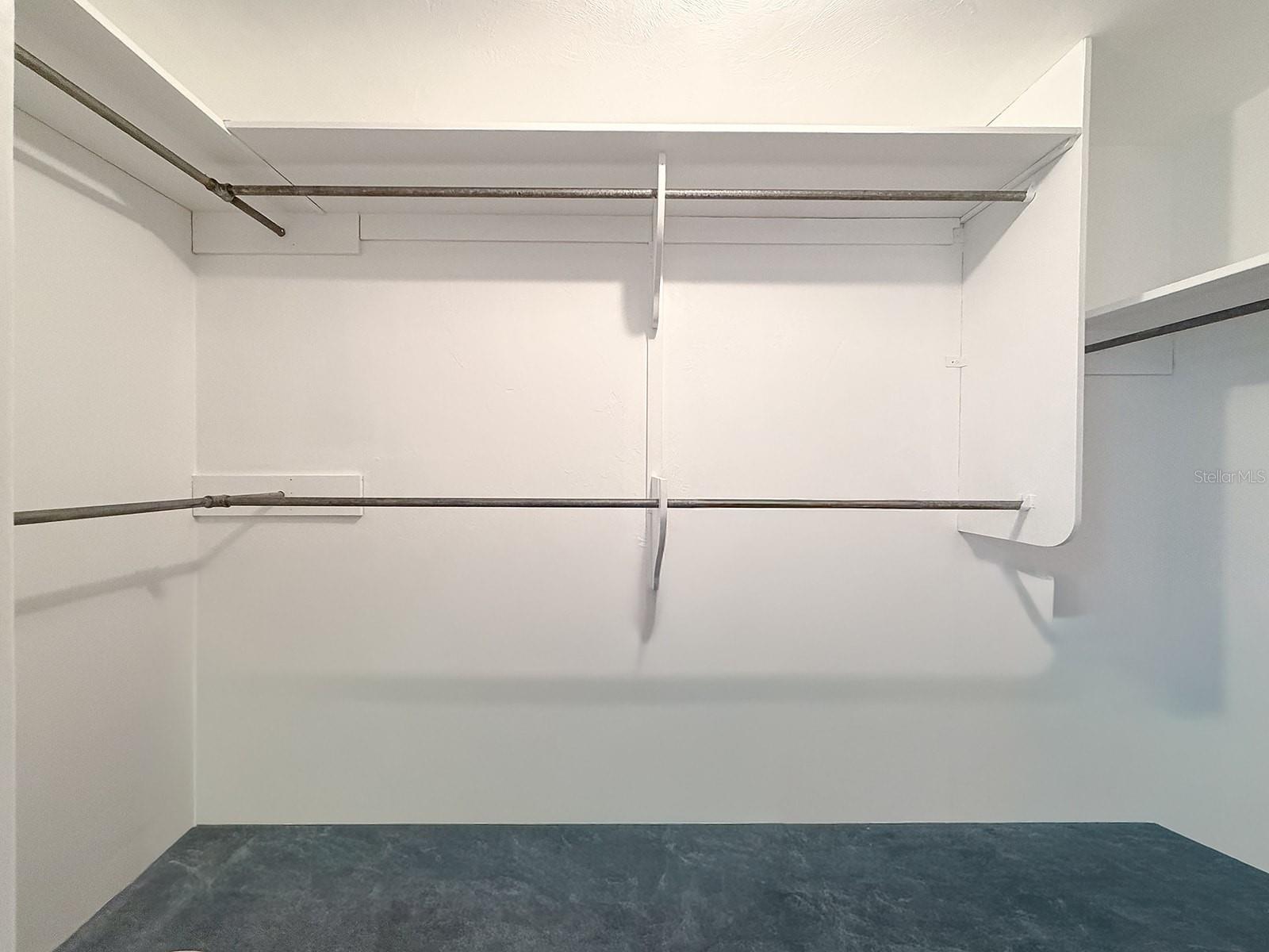 Image 19 of 39 For 627 Ipswich Lane