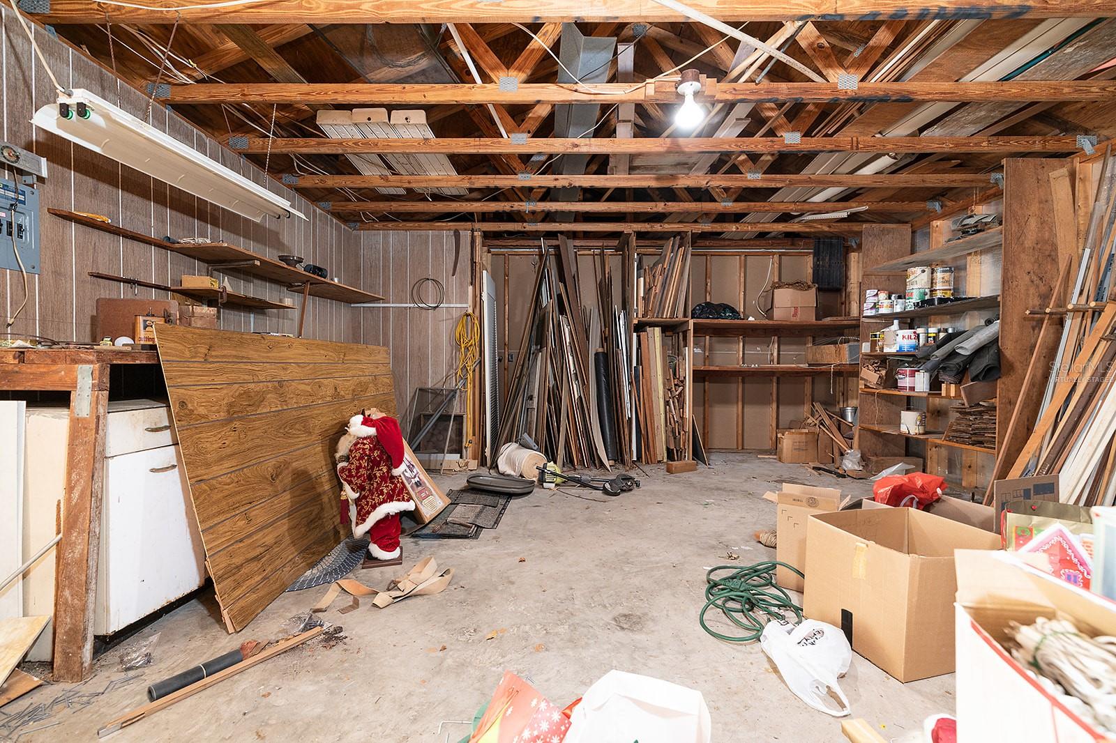 Image 32 of 39 For 627 Ipswich Lane