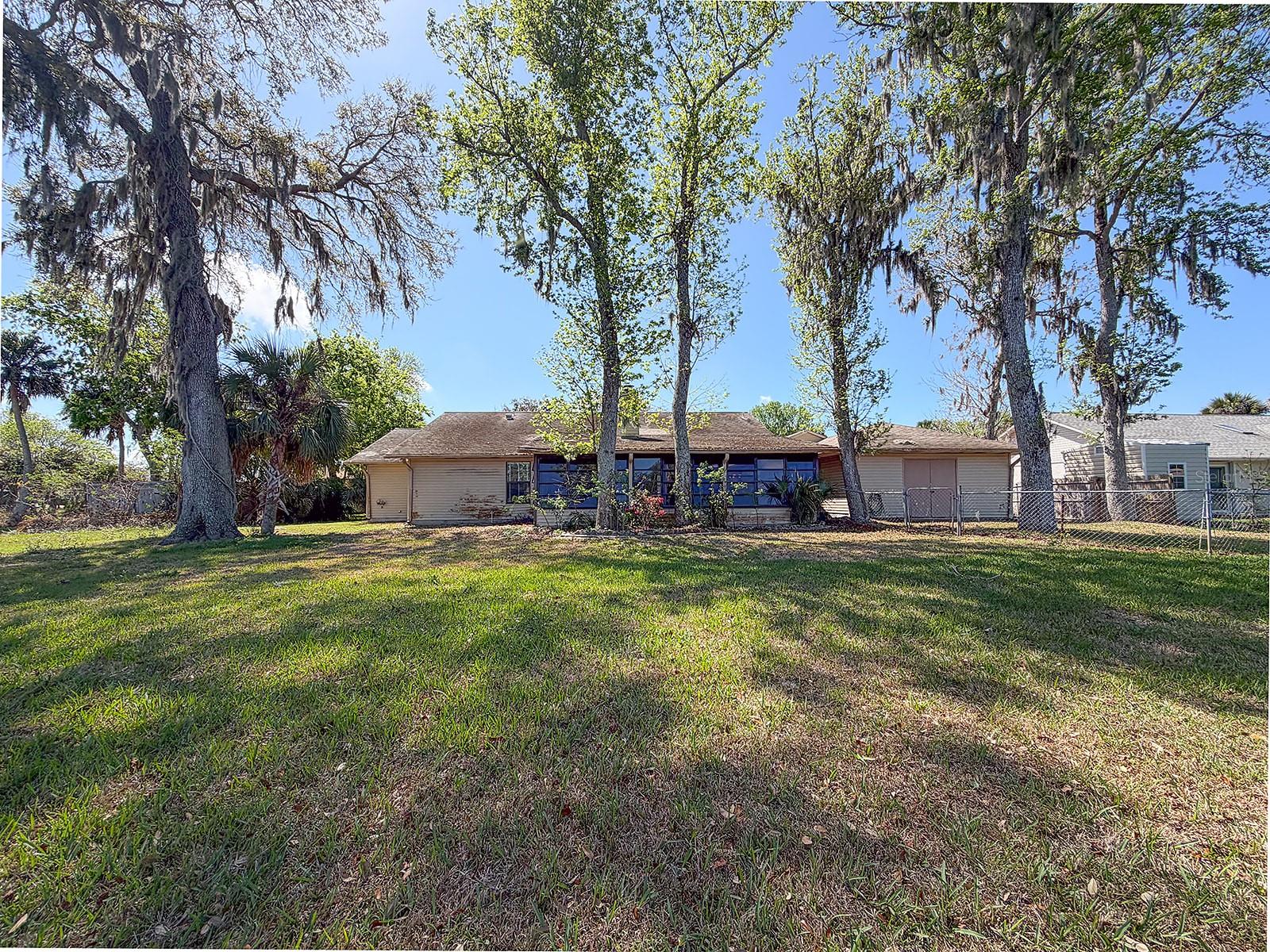 Image 37 of 39 For 627 Ipswich Lane