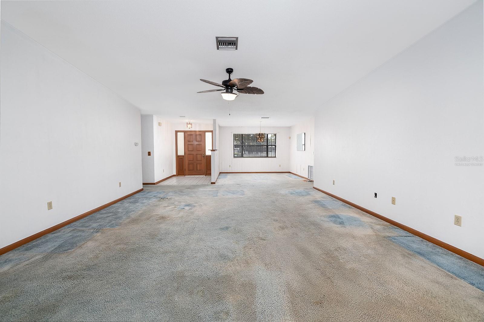 Image 4 of 39 For 627 Ipswich Lane