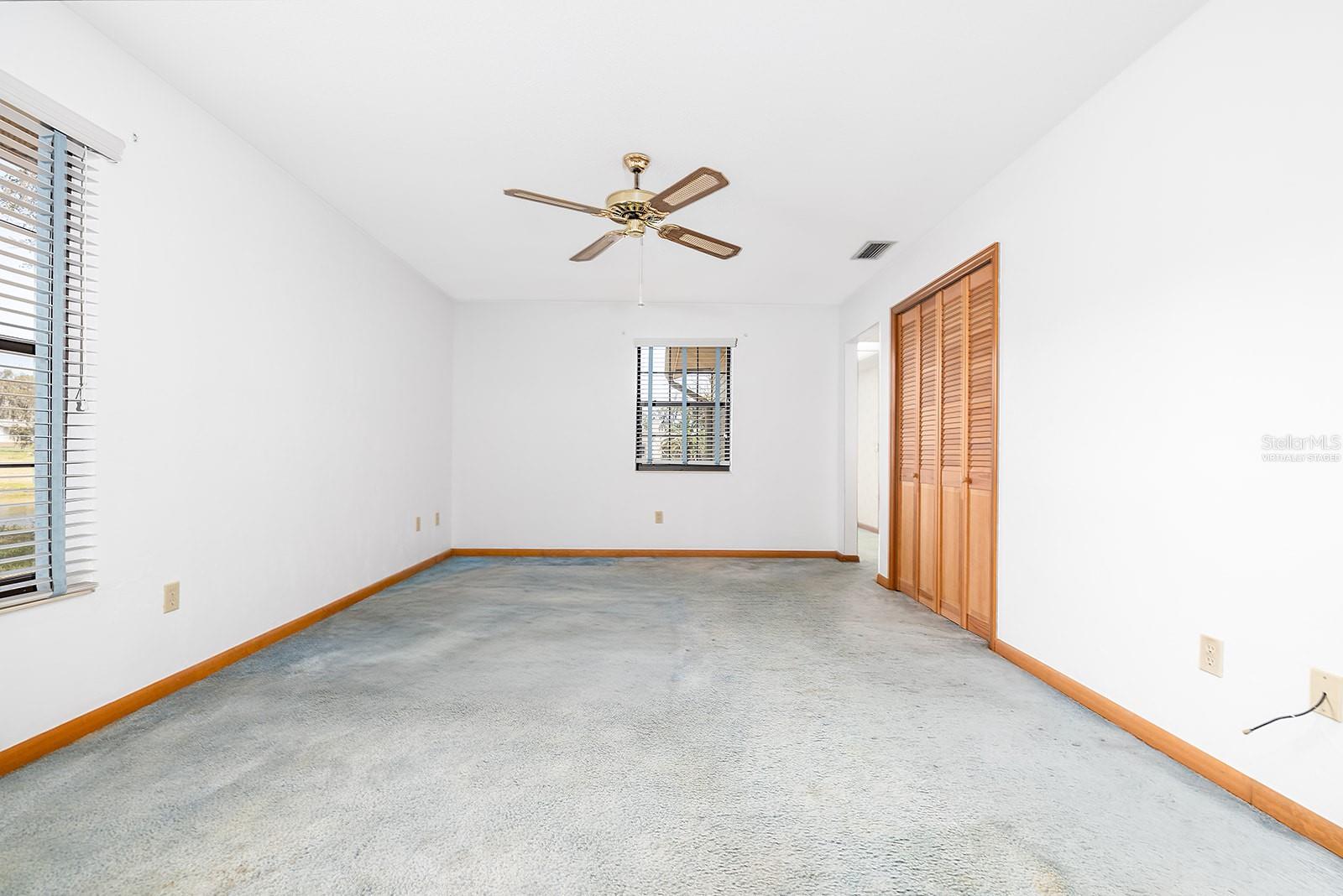 Image 5 of 39 For 627 Ipswich Lane