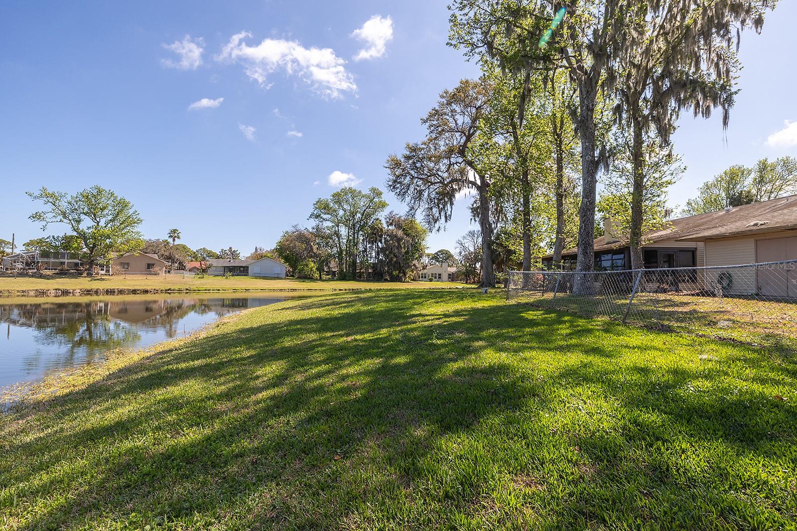 Image 6 of 39 For 627 Ipswich Lane