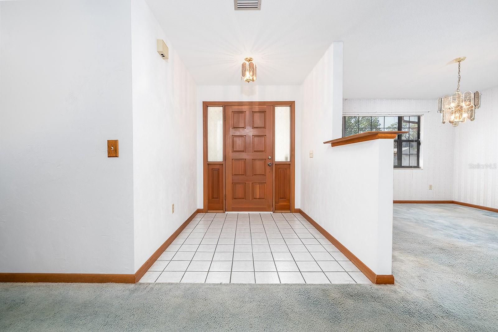 Image 8 of 39 For 627 Ipswich Lane