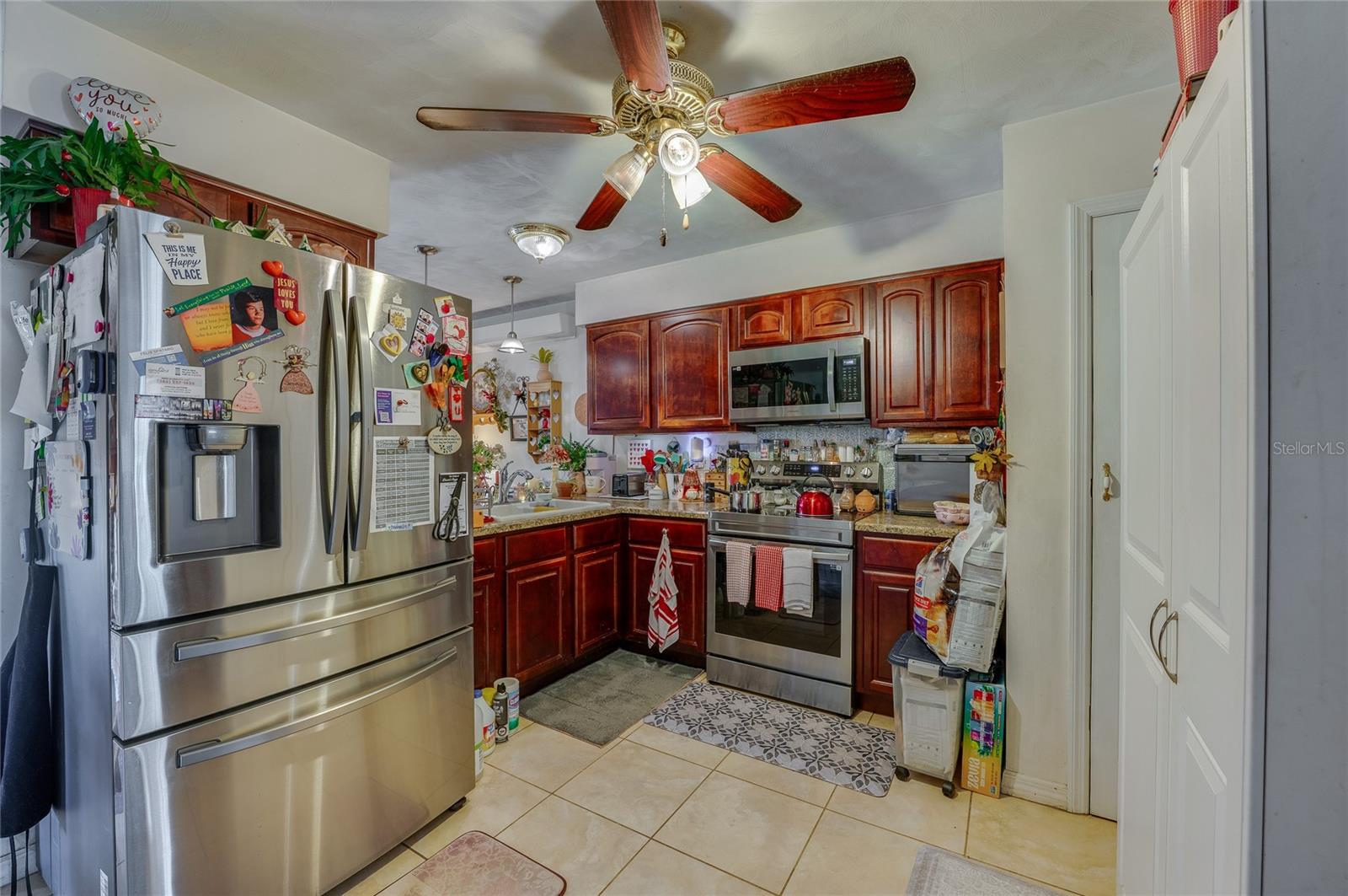 Image 8 of 28 For 1325 Beacon Drive