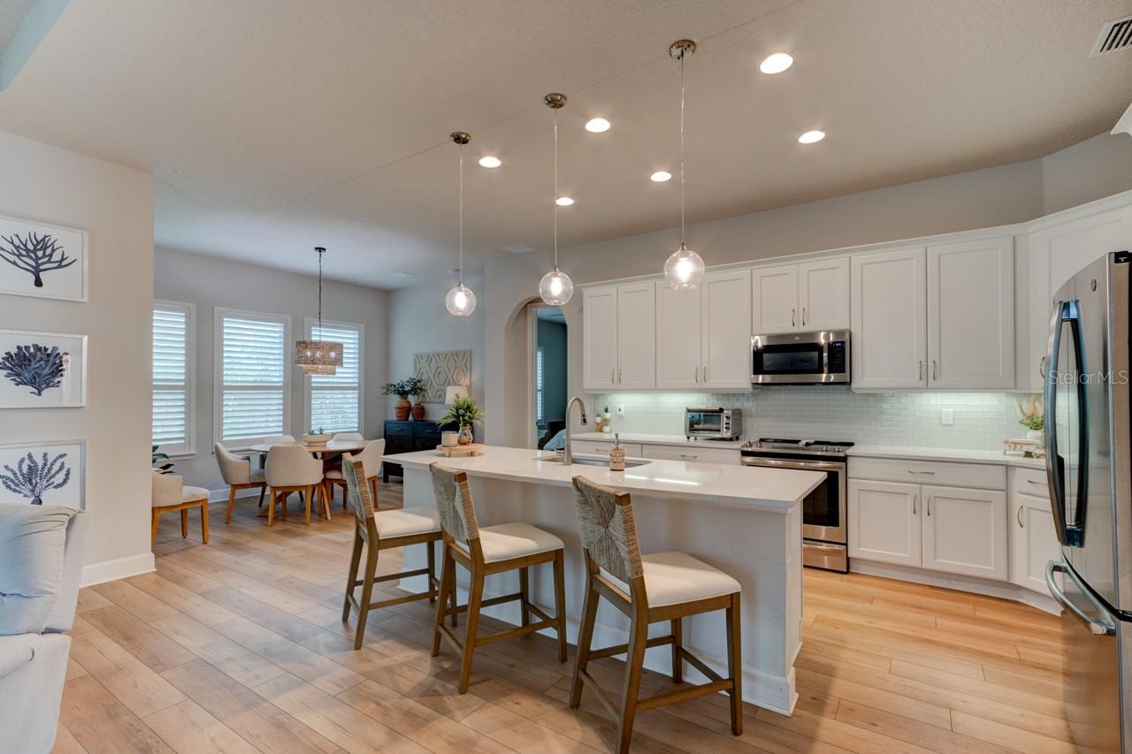 Image 12 of 38 For 436 Nottinghill Street