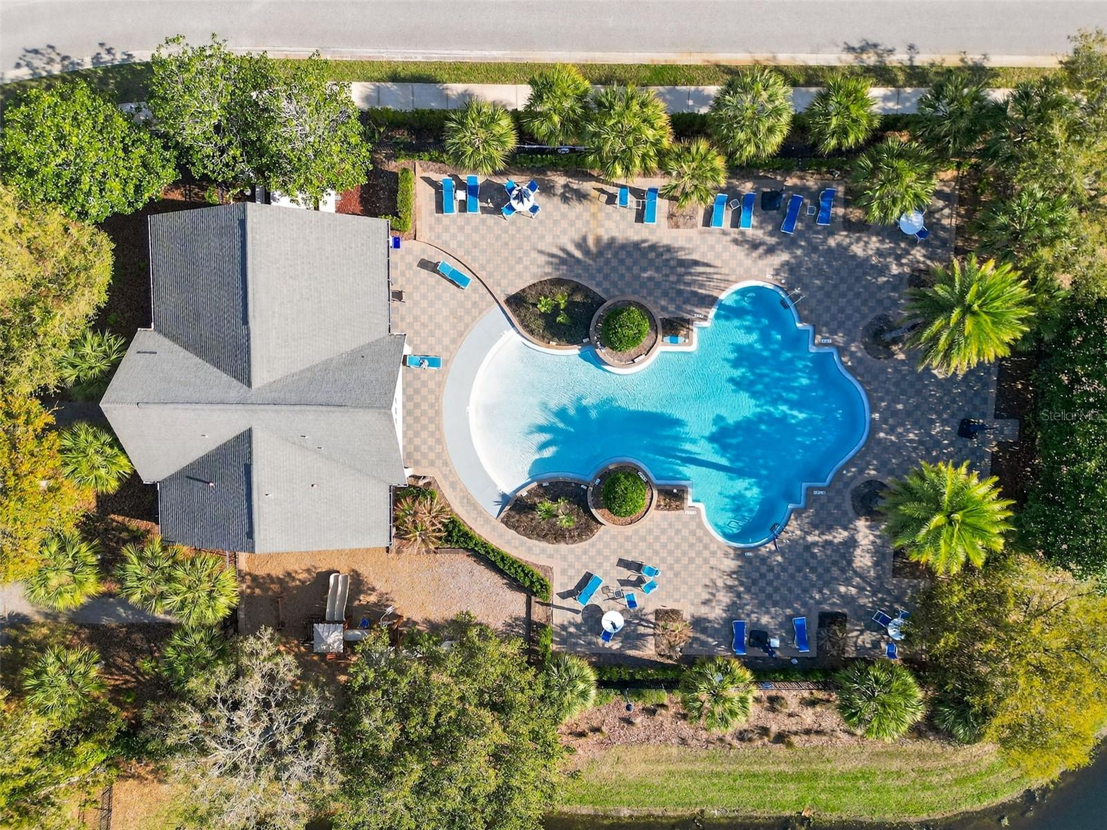 Image 33 of 38 For 436 Nottinghill Street