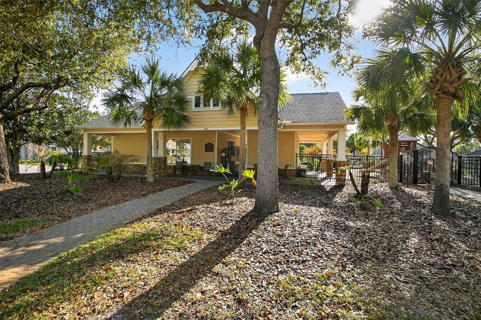 Image 35 of 38 For 436 Nottinghill Street