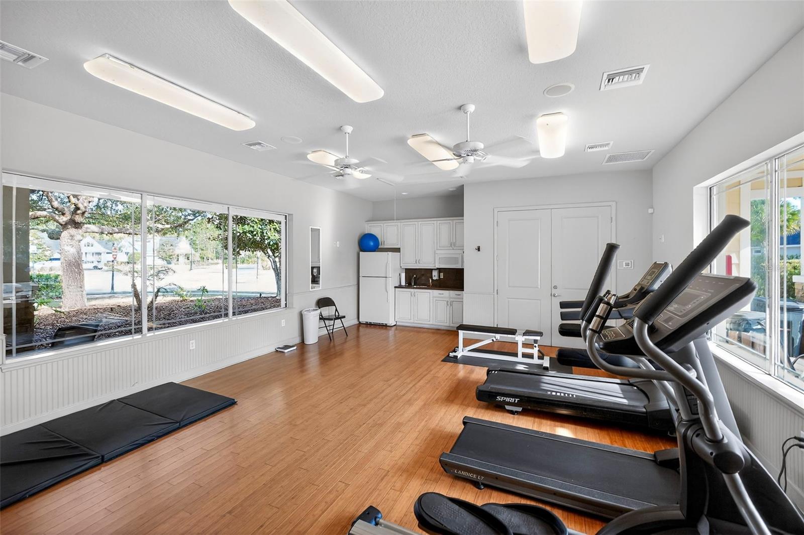 Image 37 of 38 For 436 Nottinghill Street