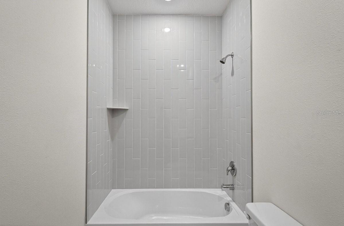 Image 21 of 39 For 2921 Garret Street