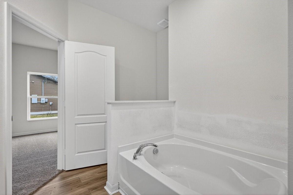 Image 25 of 39 For 2921 Garret Street