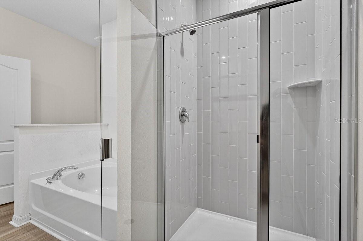 Image 26 of 39 For 2921 Garret Street