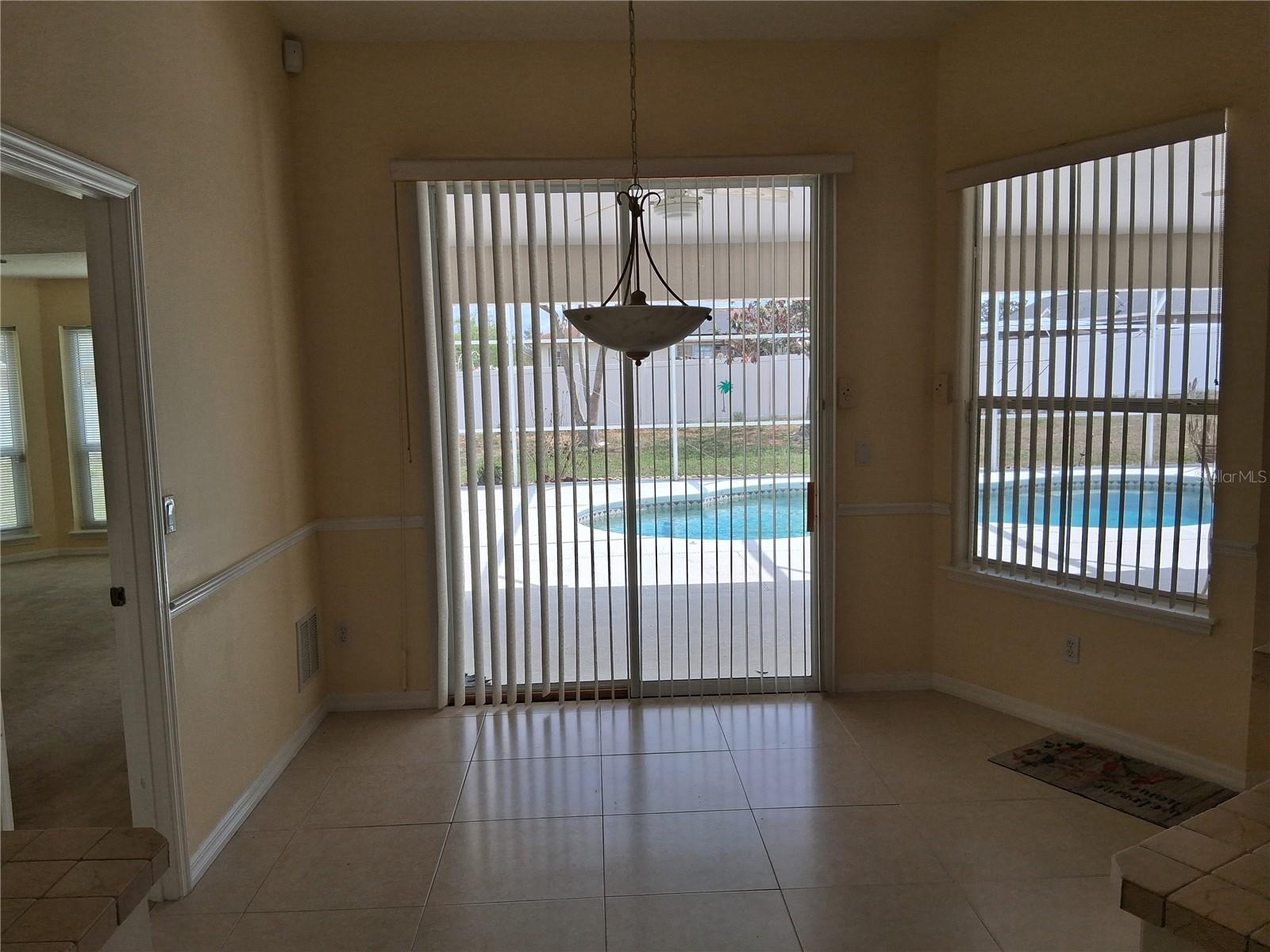 Image 4 of 26 For 1441 Olde Kensington Lane