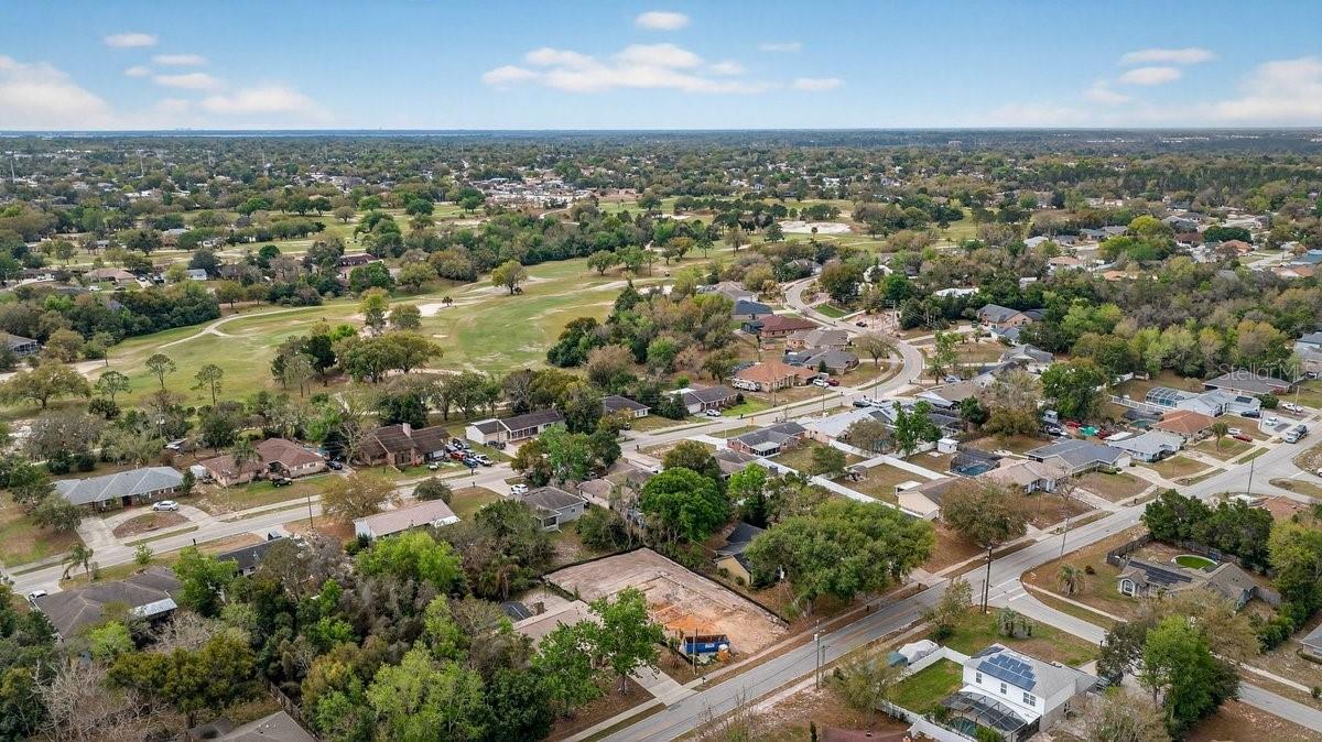 Image 2 of 14 For 1280 Seagate Drive