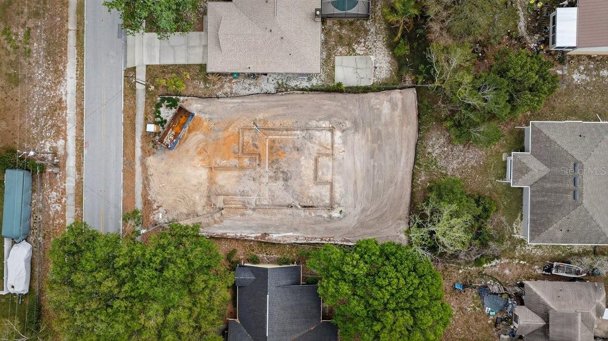 Image 8 of 14 For 1280 Seagate Drive