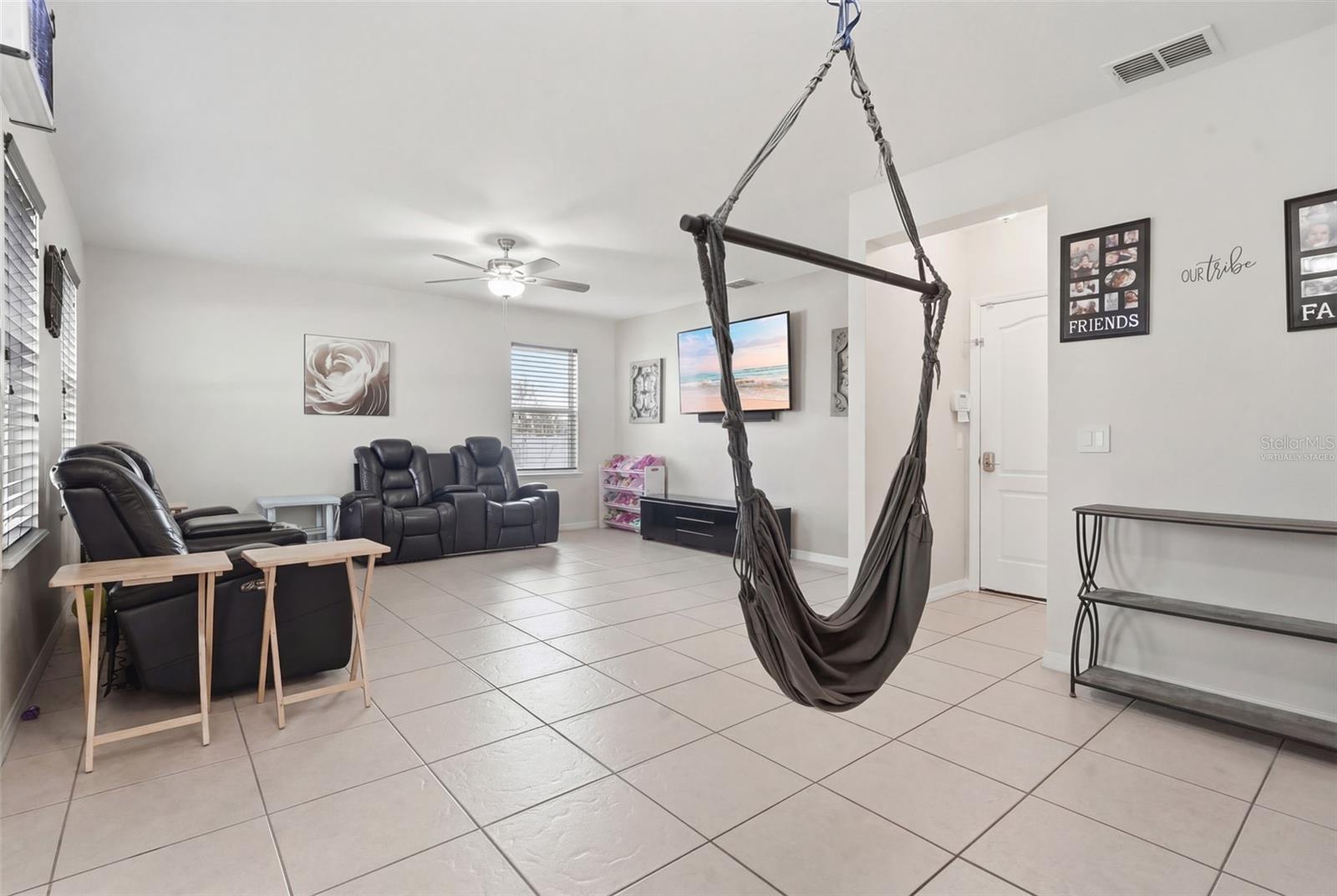 Image 10 of 48 For 503 Kestrel Drive