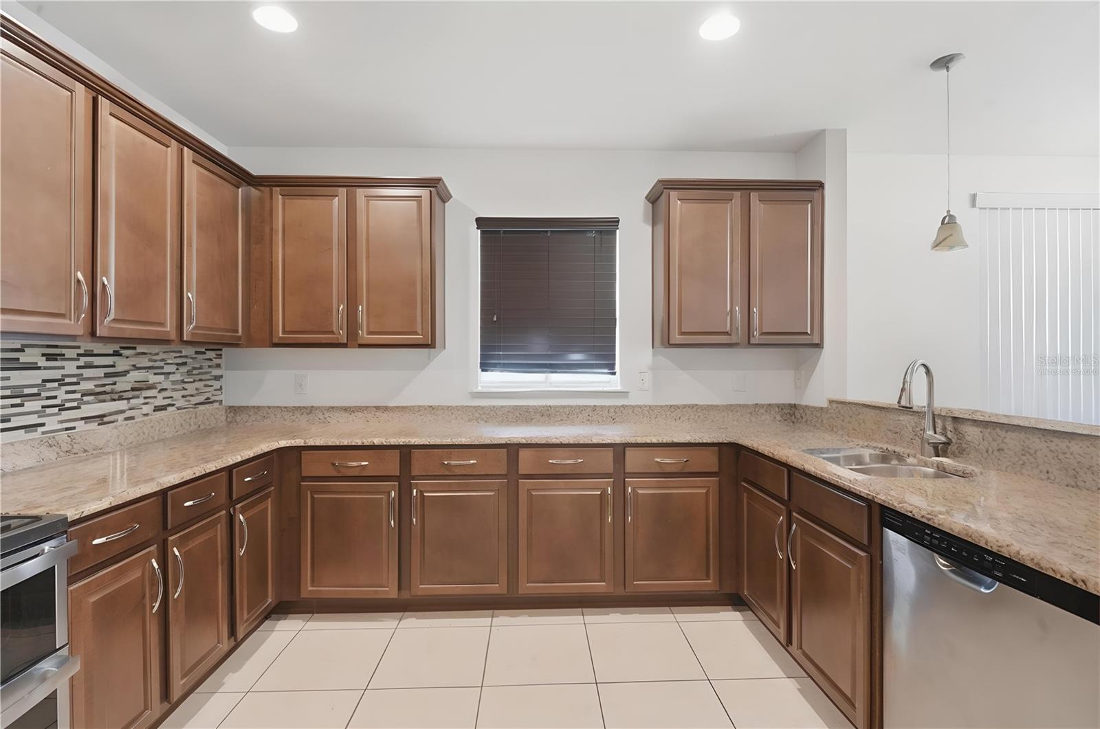 Image 2 of 48 For 503 Kestrel Drive