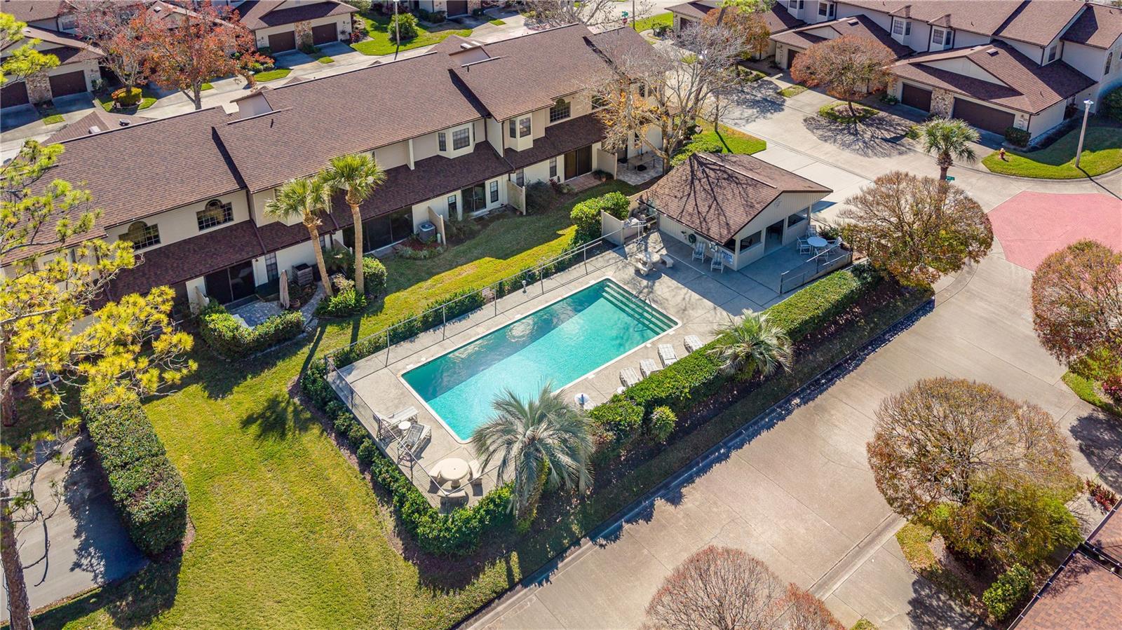 Image 2 of 43 For 124 Rose Bank Road