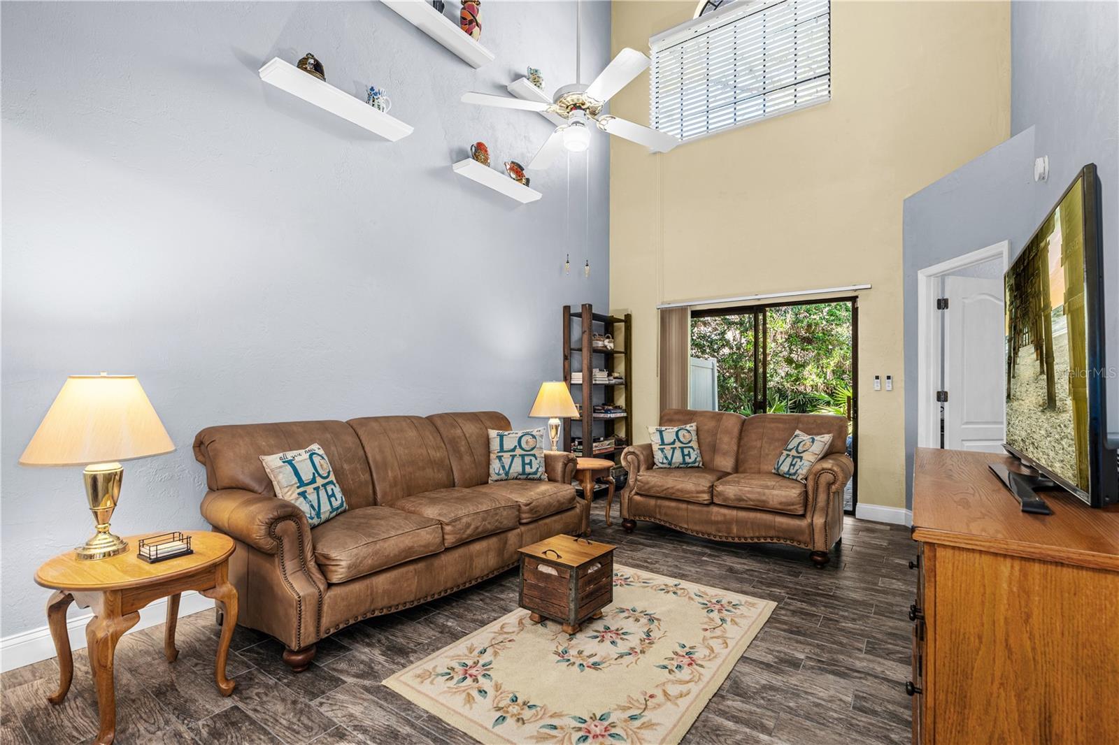 Image 20 of 43 For 124 Rose Bank Road