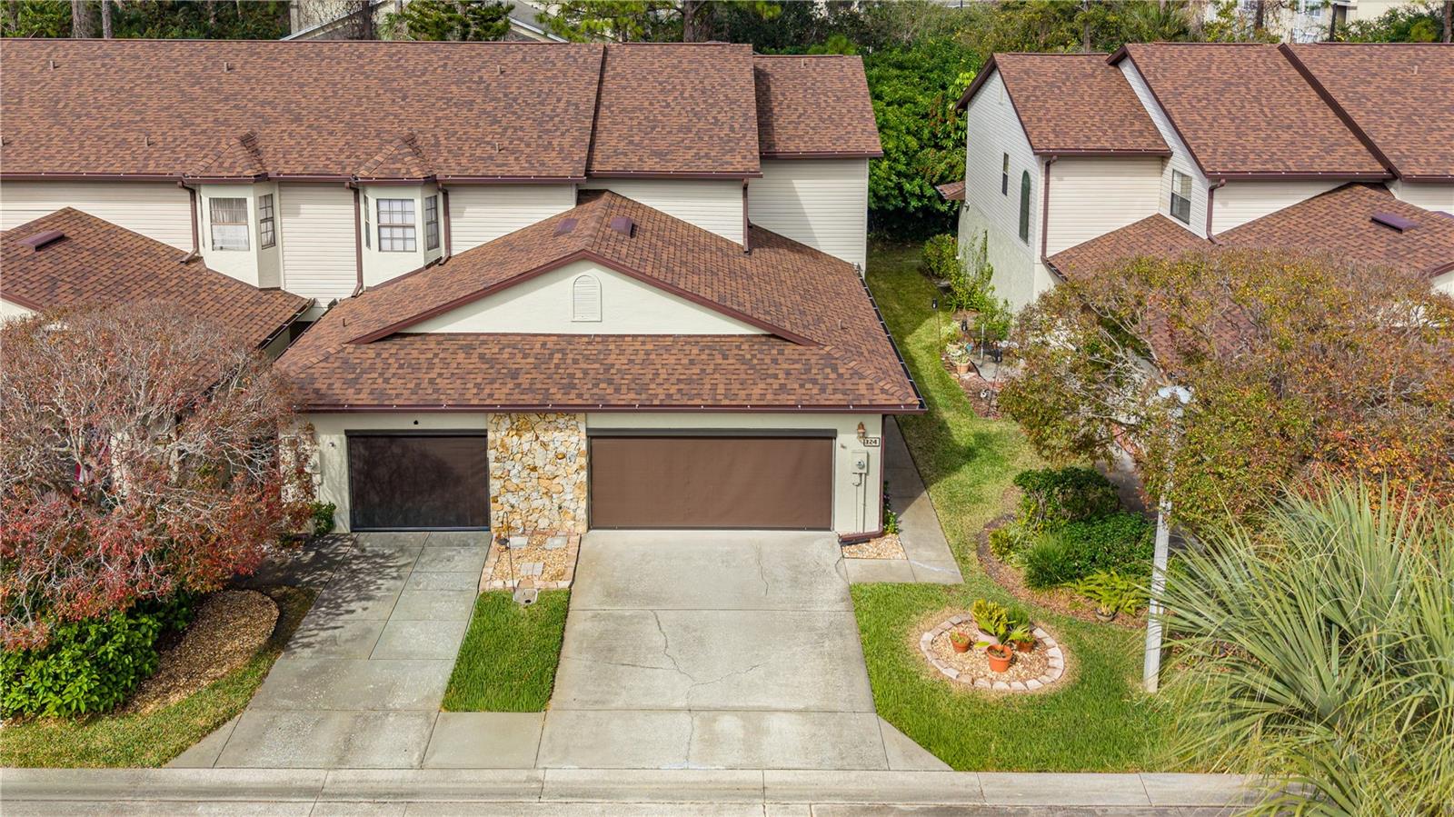 Image 4 of 43 For 124 Rose Bank Road