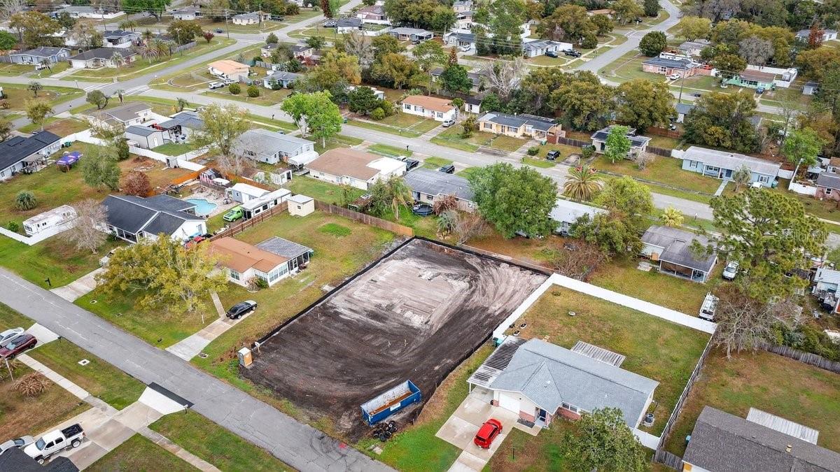 Image 11 of 13 For 897 Picasso Avenue