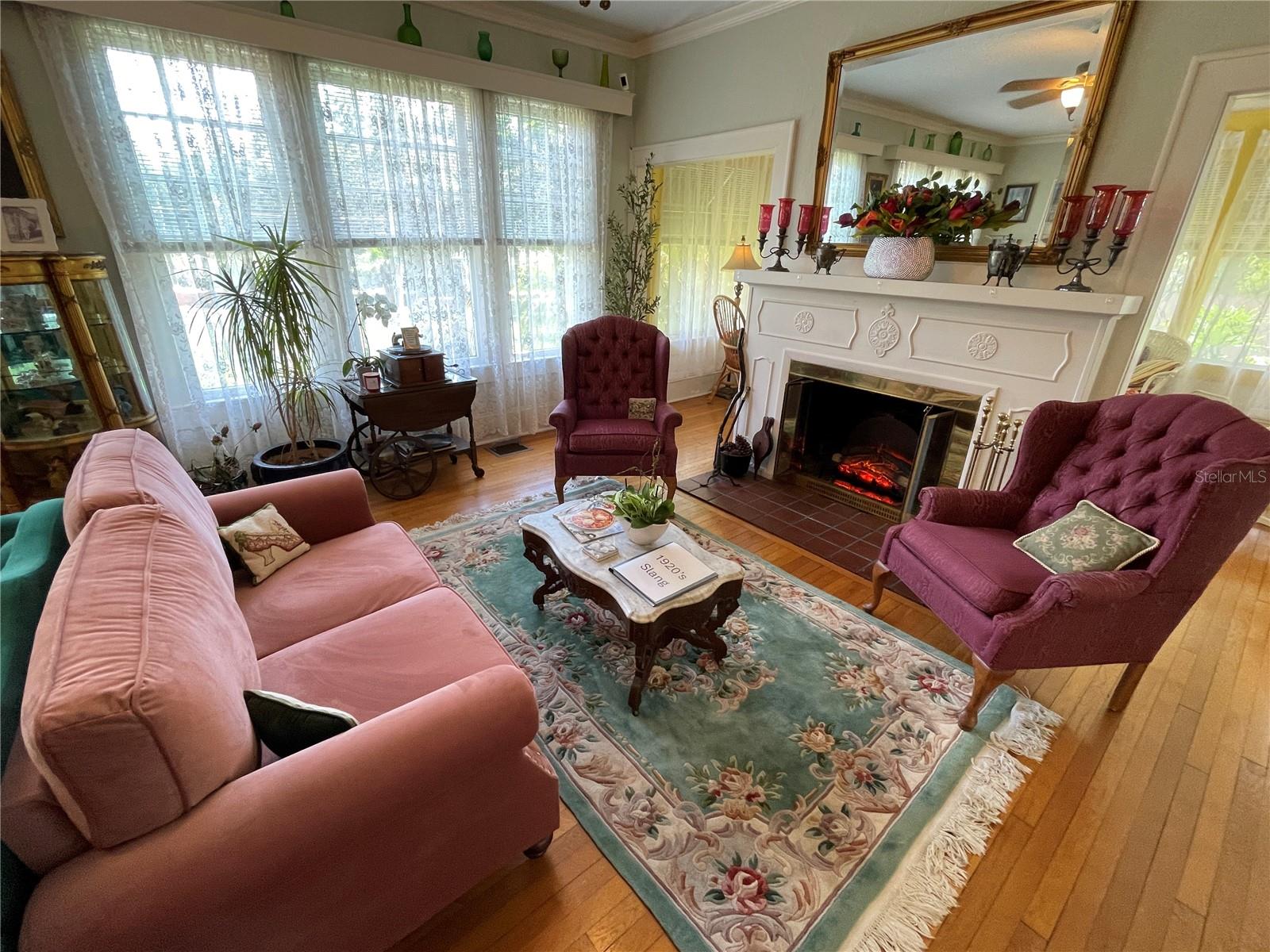 Image 18 of 89 For 347 3rd Avenue