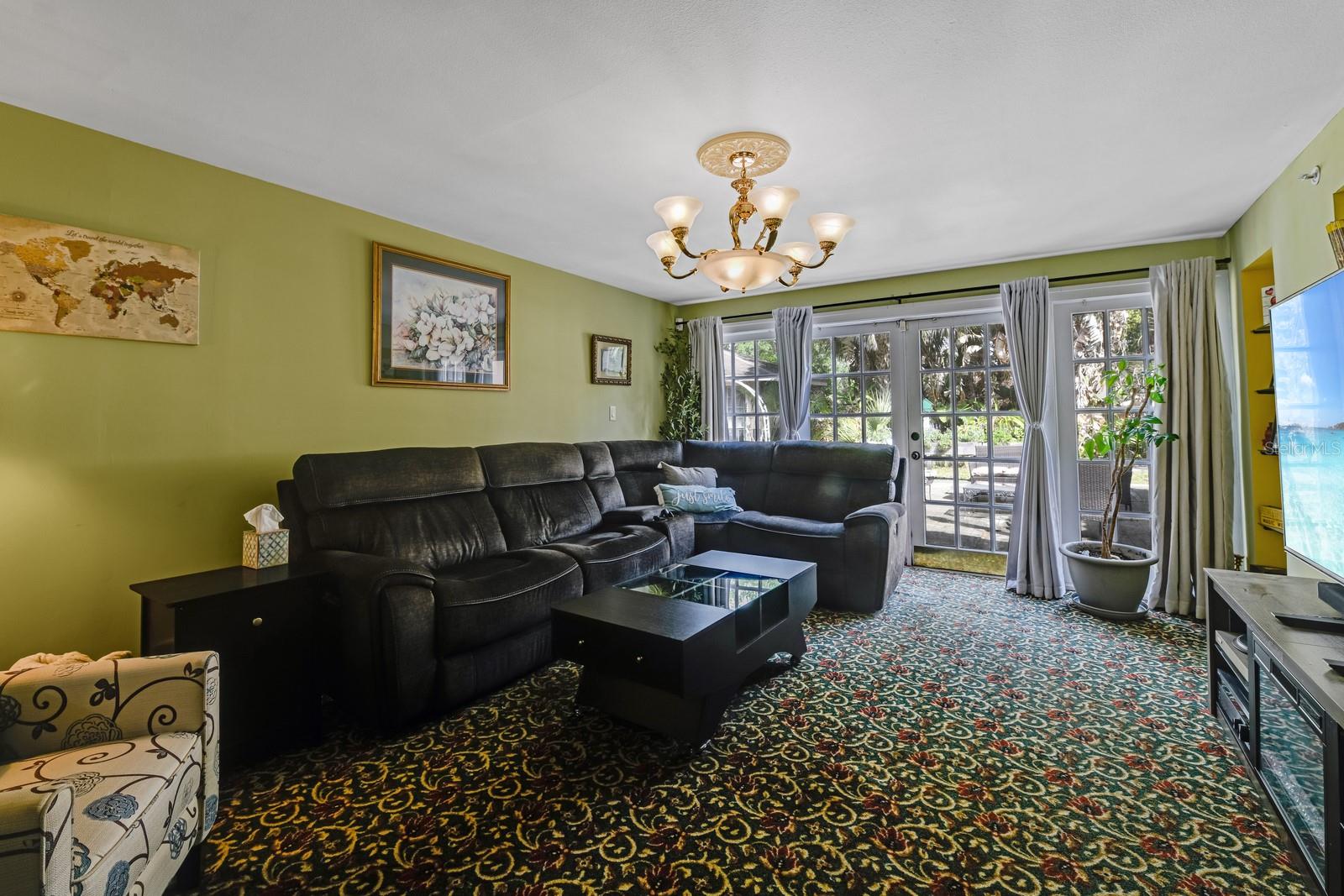 Image 26 of 89 For 347 3rd Avenue