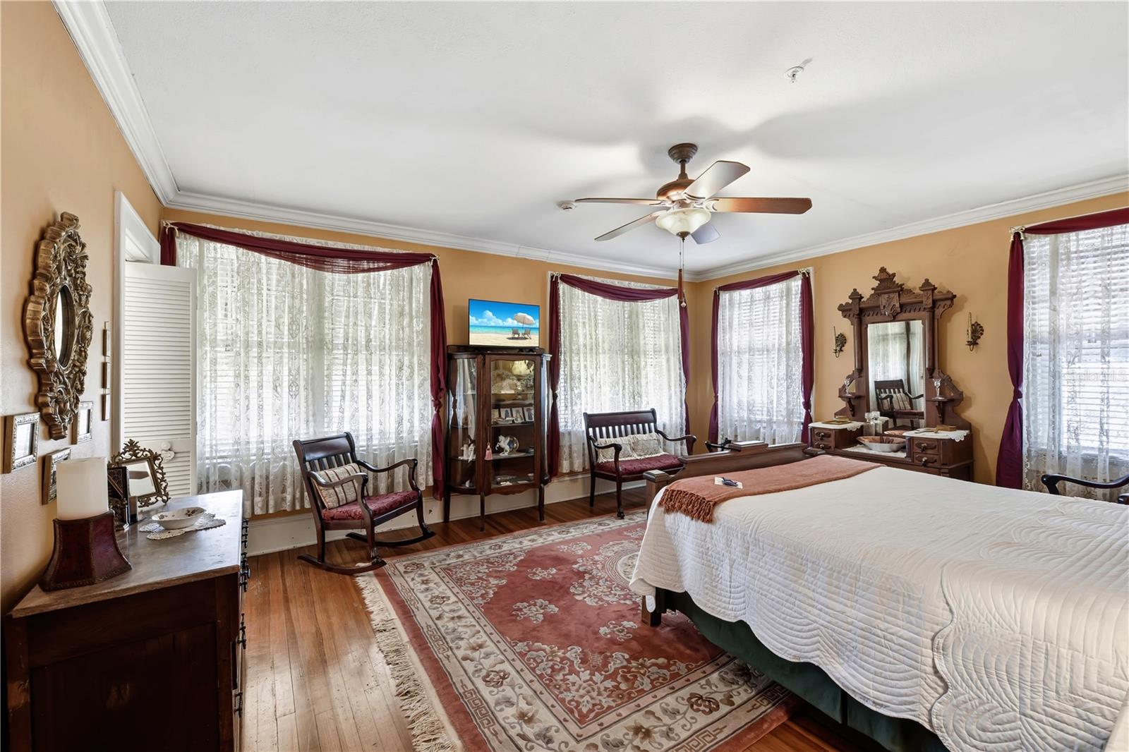 Image 41 of 89 For 347 3rd Avenue