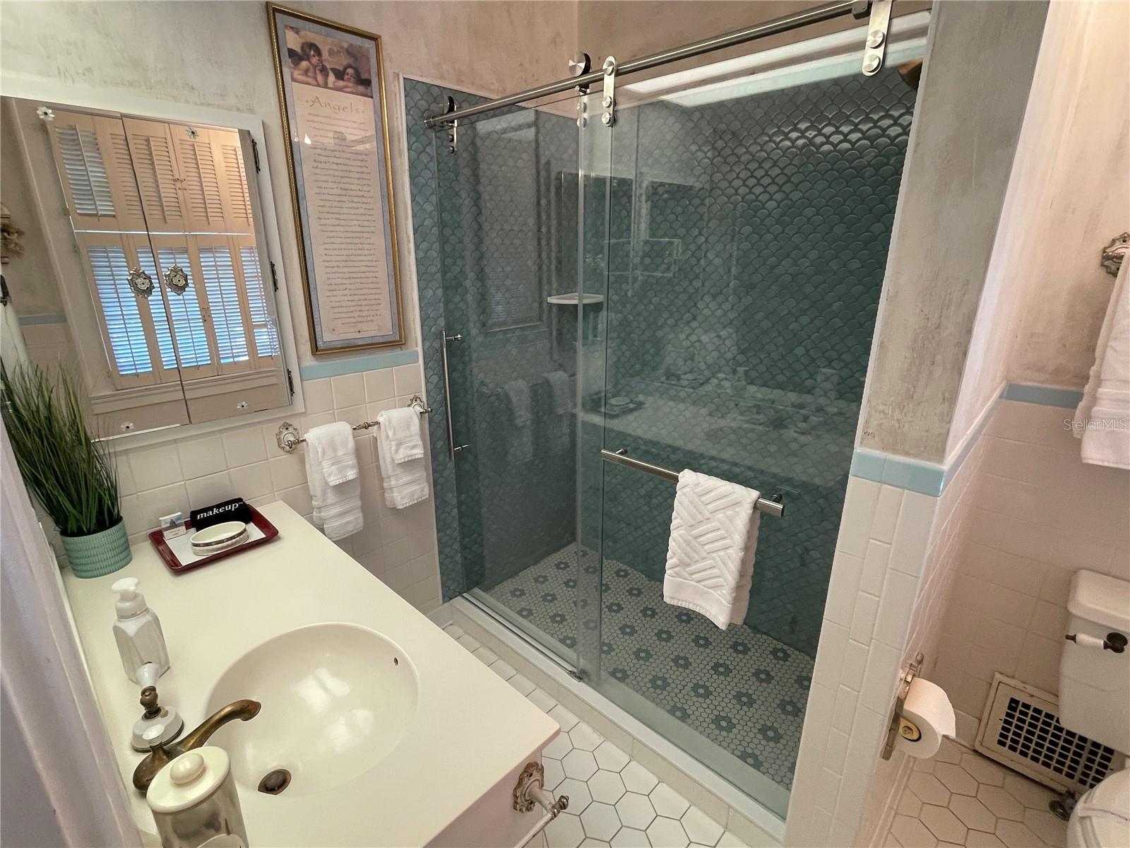 Image 46 of 89 For 347 3rd Avenue