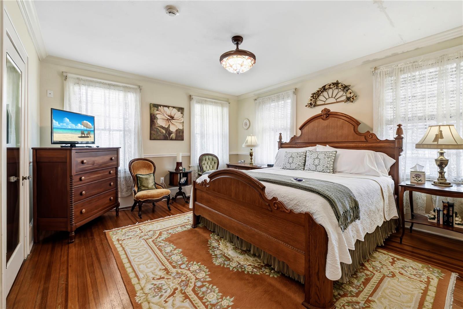 Image 47 of 89 For 347 3rd Avenue