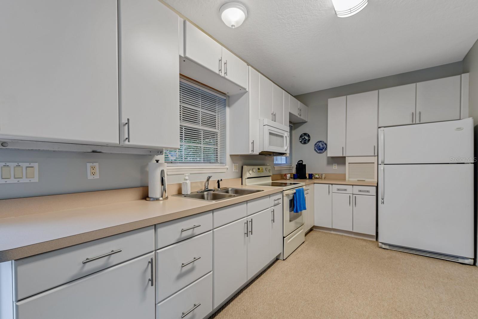 Image 72 of 89 For 347 3rd Avenue