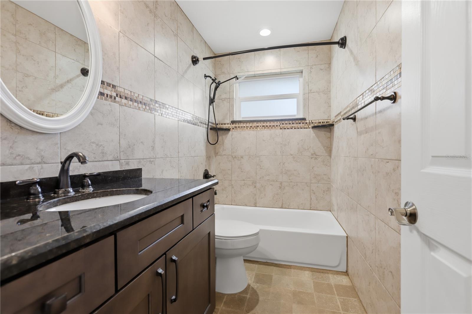 Listing photo id 25 for 2722 Atlantic Avenue