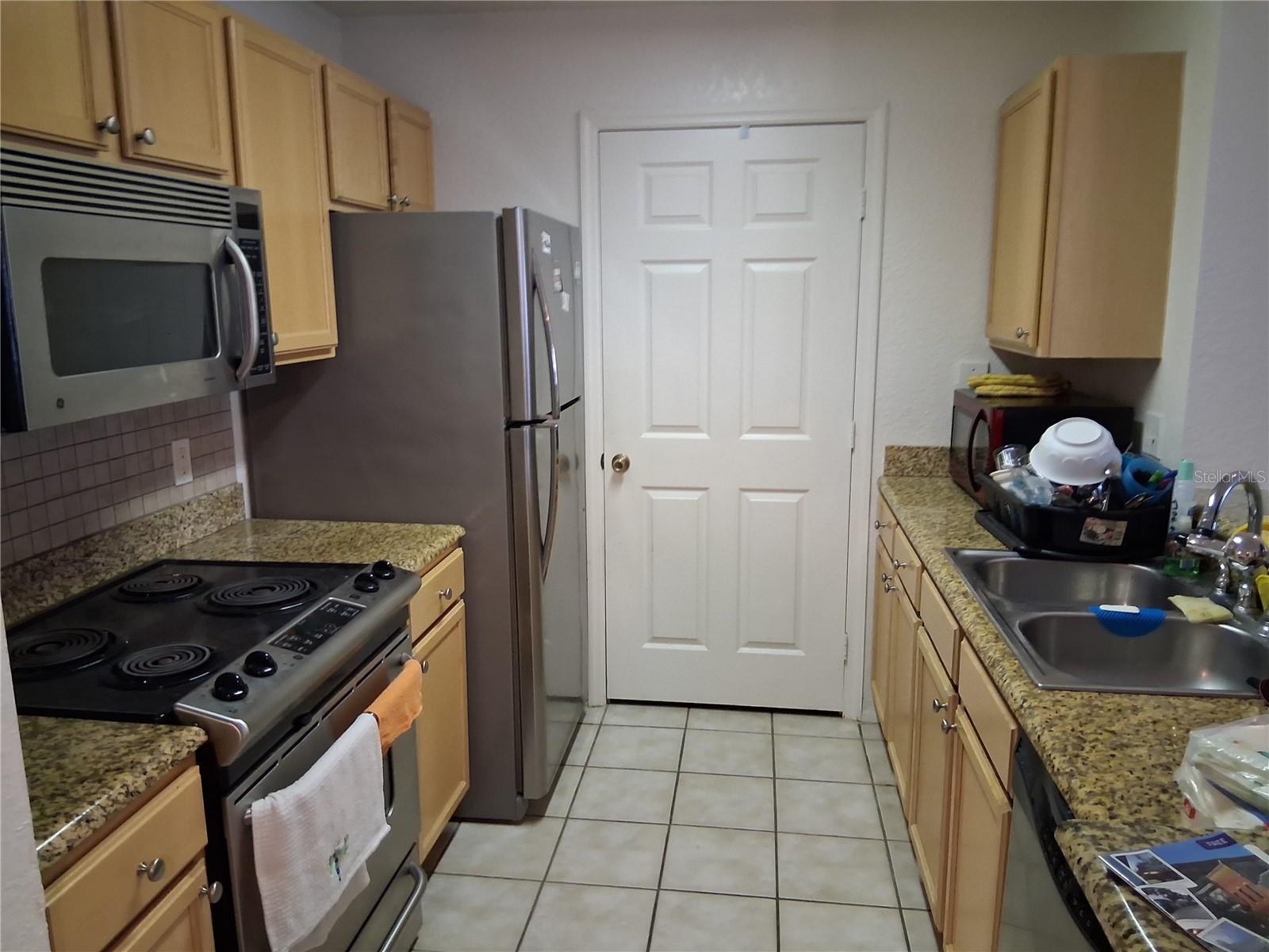 Image 4 of 15 For 2763 Lighthouse Cove Road 6-204