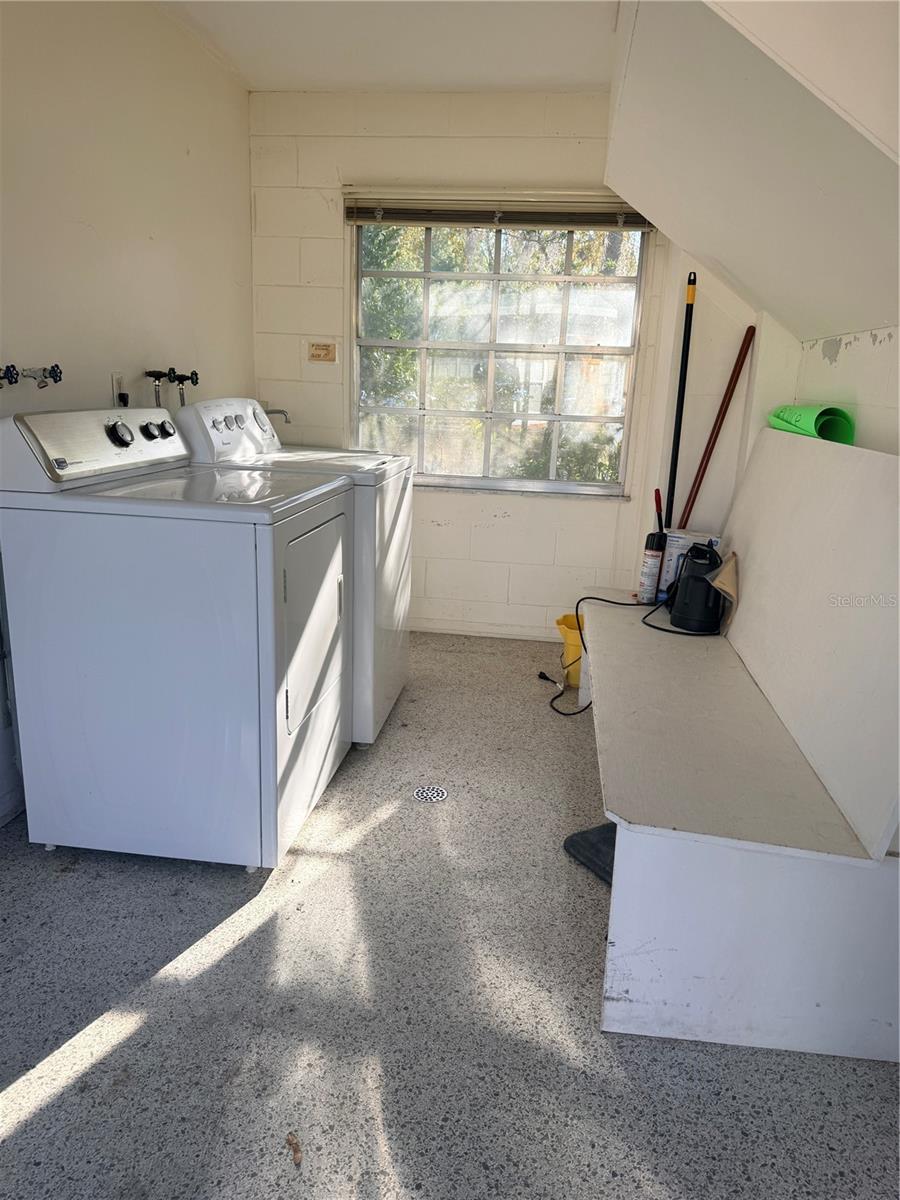 Image 26 of 28 For 135 Minnesota Avenue 8