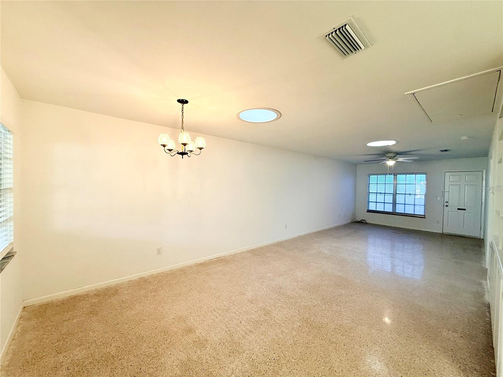 Image 7 of 28 For 135 Minnesota Avenue 8