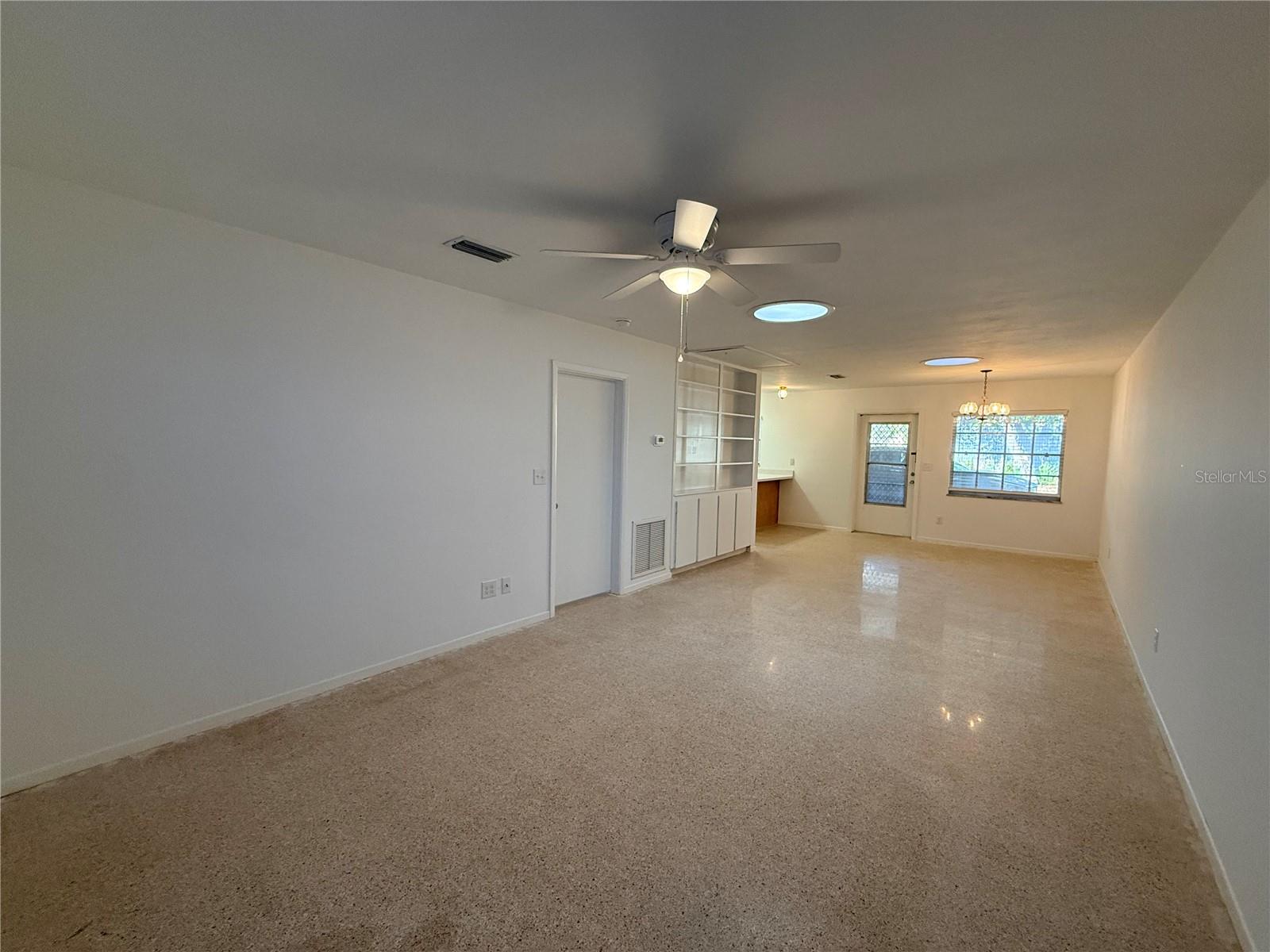 Image 9 of 28 For 135 Minnesota Avenue 8