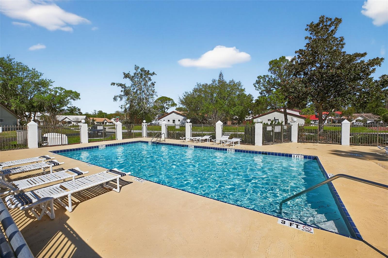 Image 23 of 25 For 3559 Forest Branch Drive Apt E