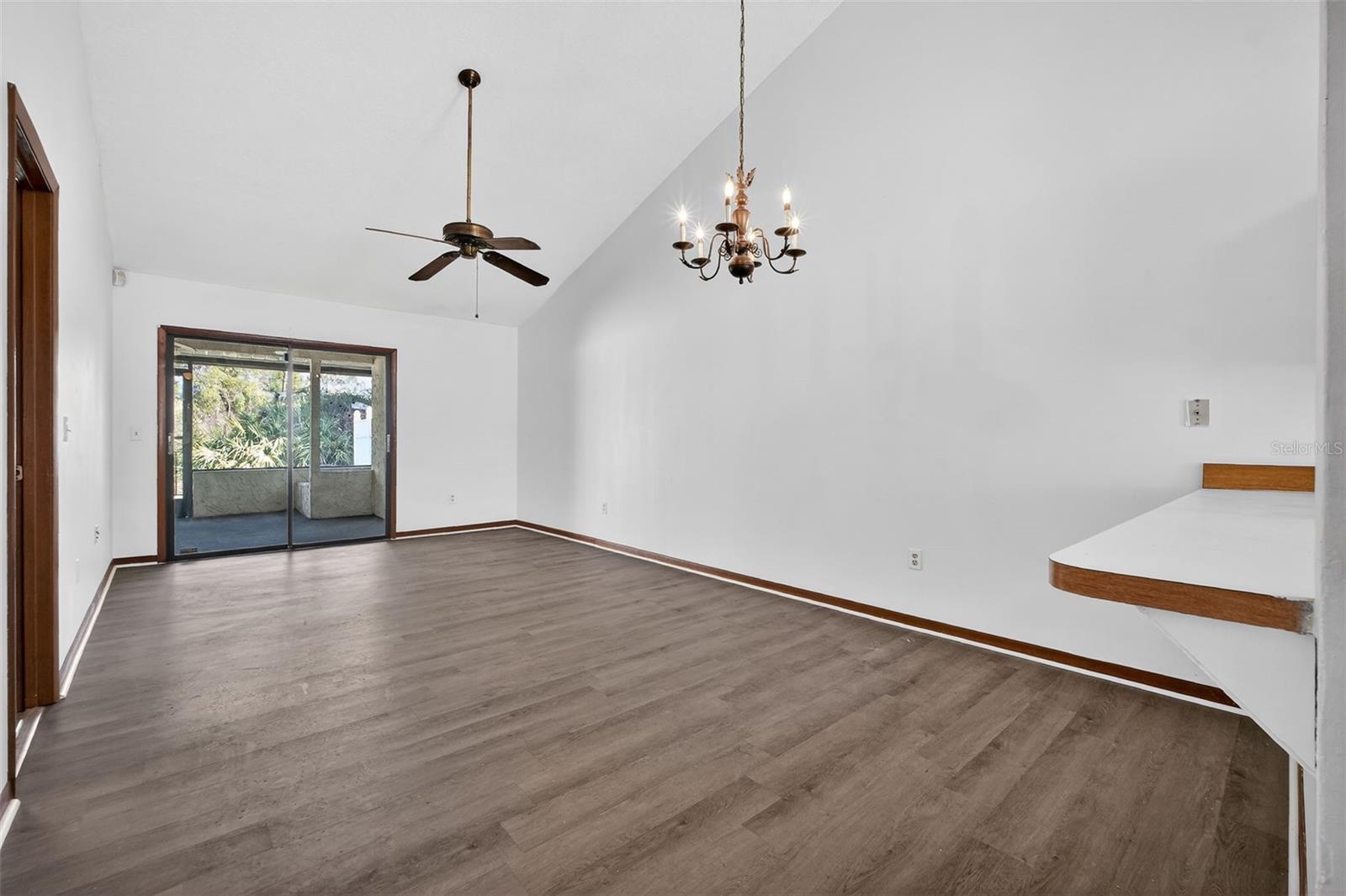 Image 5 of 25 For 3559 Forest Branch Drive Apt E