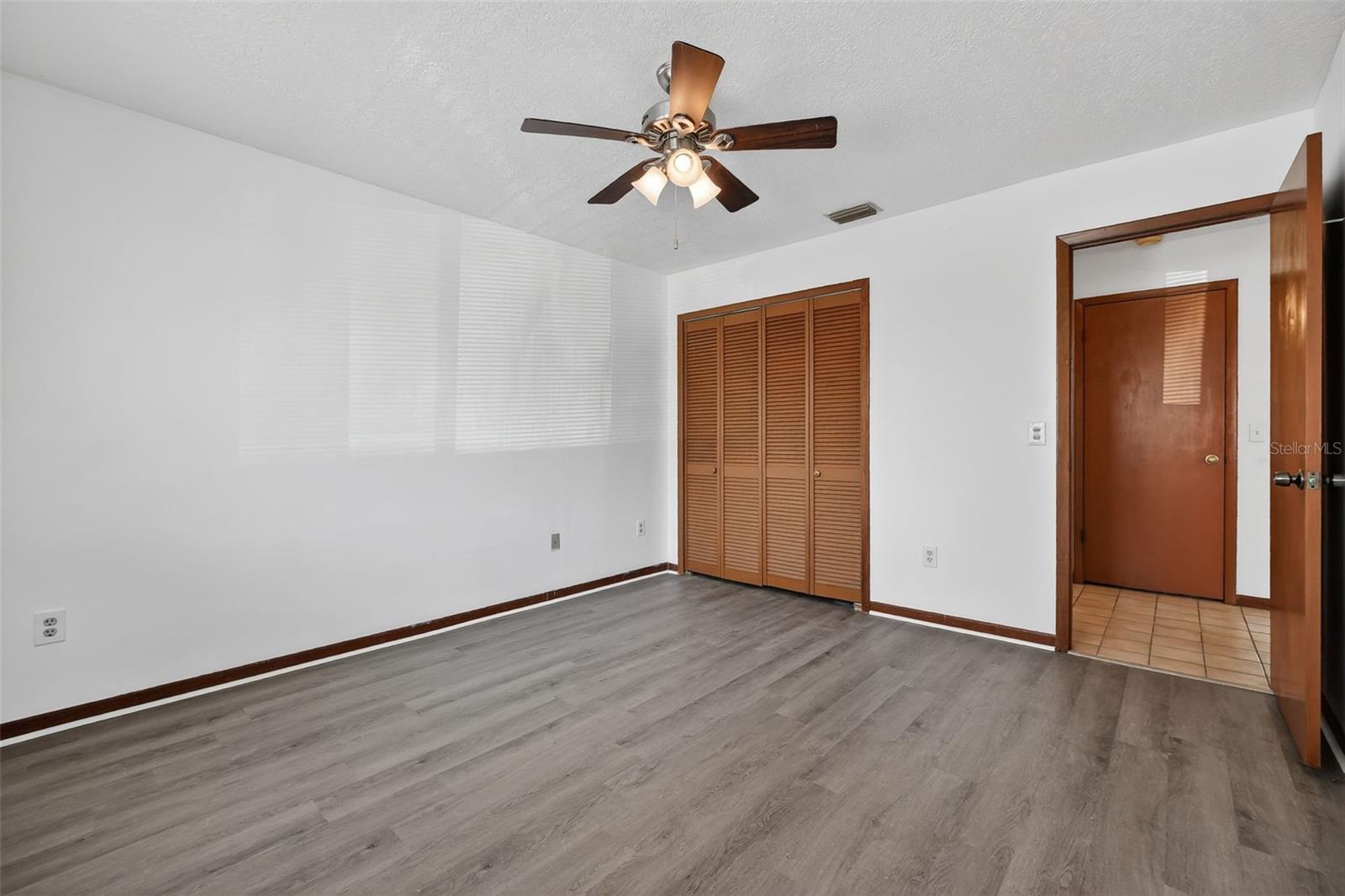 Image 9 of 25 For 3559 Forest Branch Drive Apt E