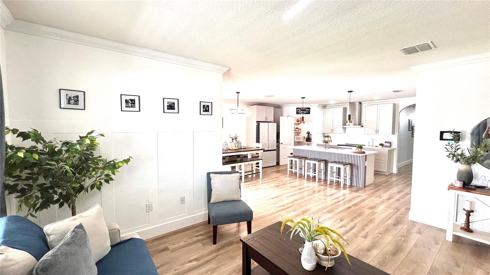 Image 6 of 30 For 914 Guadalupe Drive