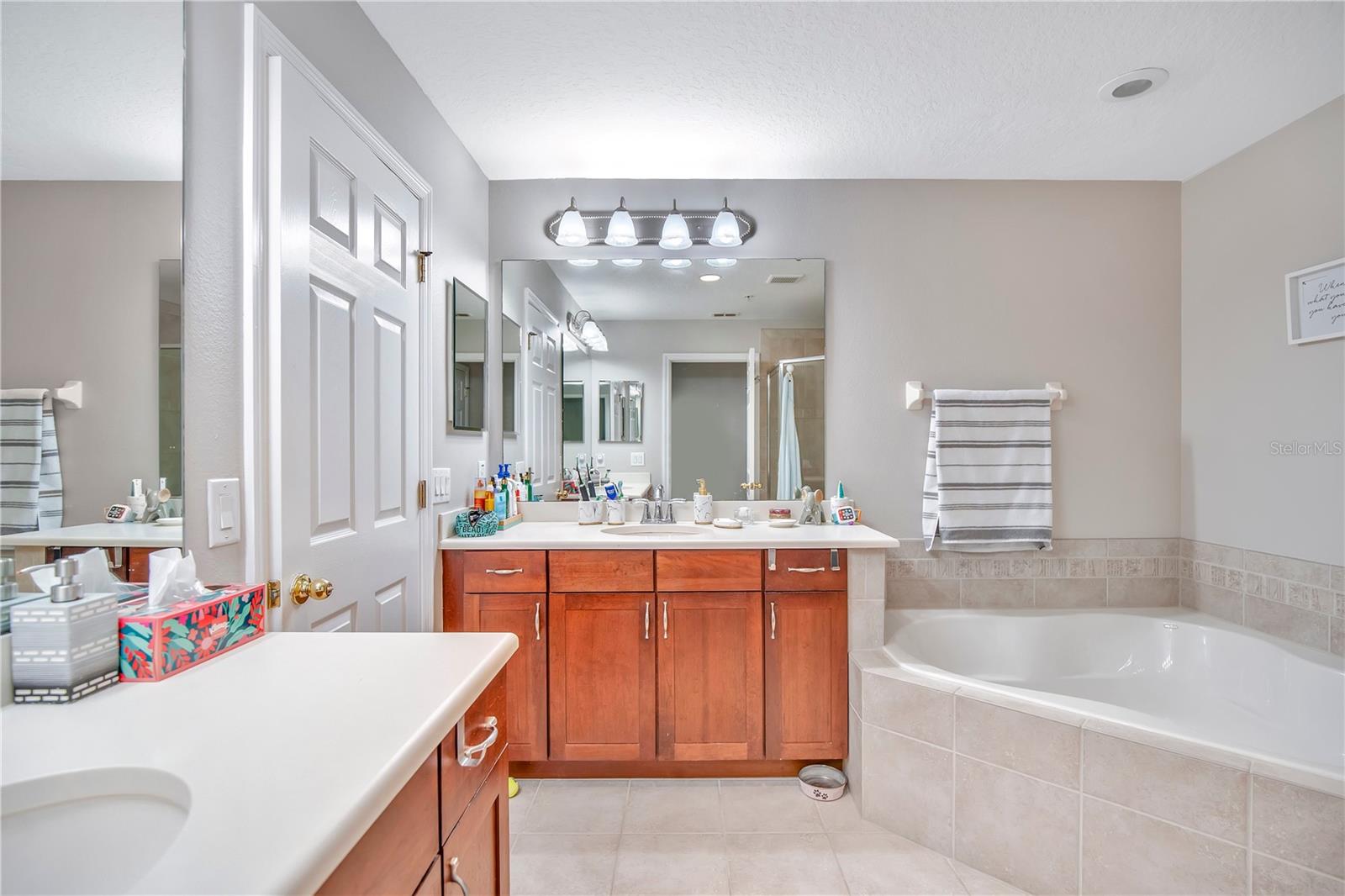 Image 17 of 31 For 506 Canyon Stone Circle