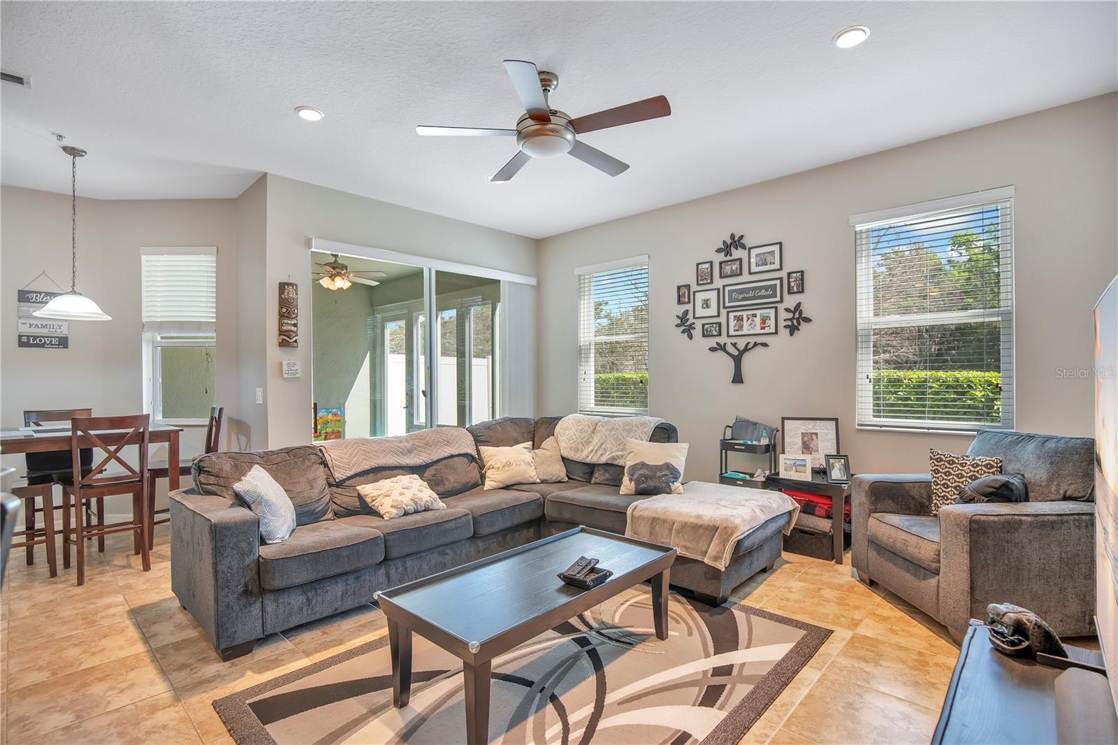 Image 4 of 31 For 506 Canyon Stone Circle