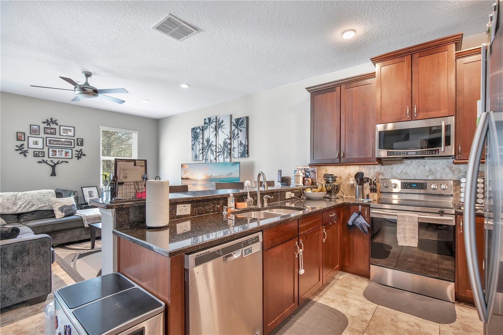 Image 7 of 31 For 506 Canyon Stone Circle