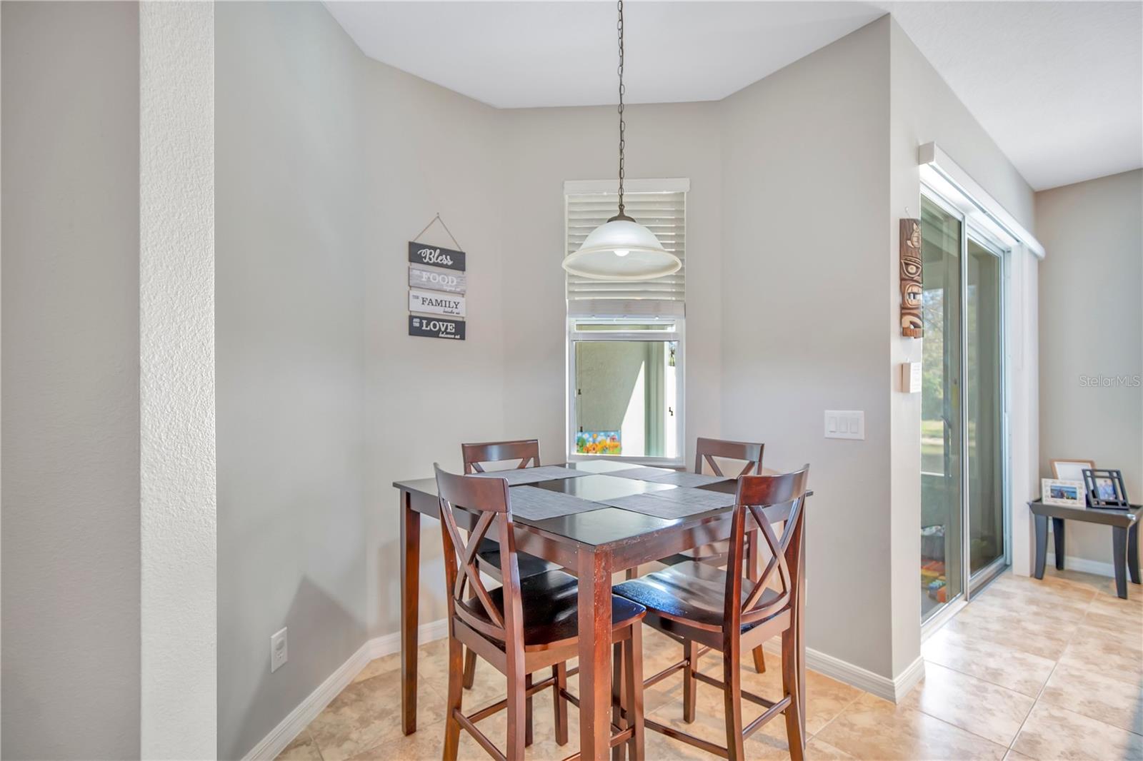 Image 9 of 31 For 506 Canyon Stone Circle