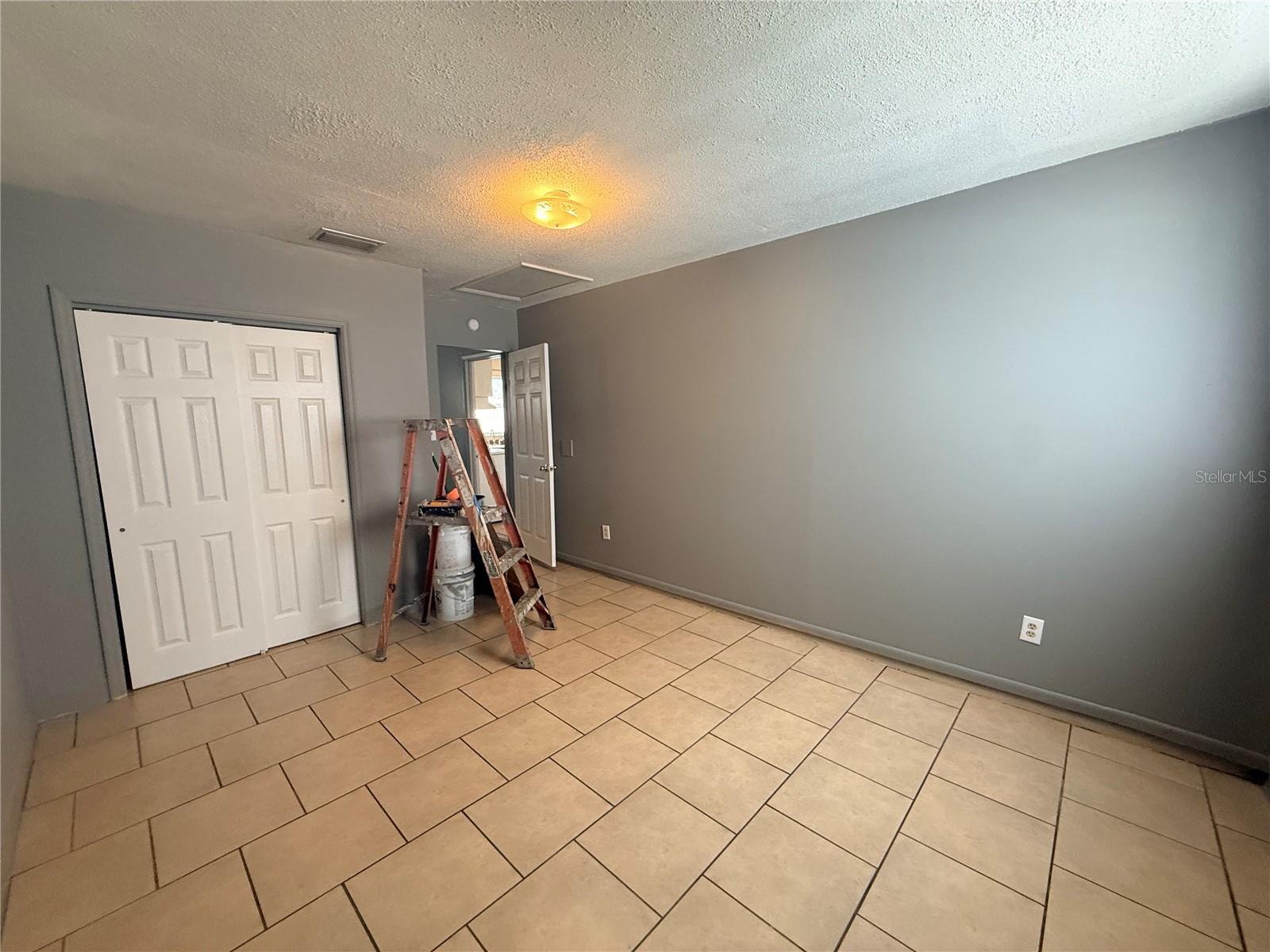 Image 15 of 18 For 614 Larry Drive