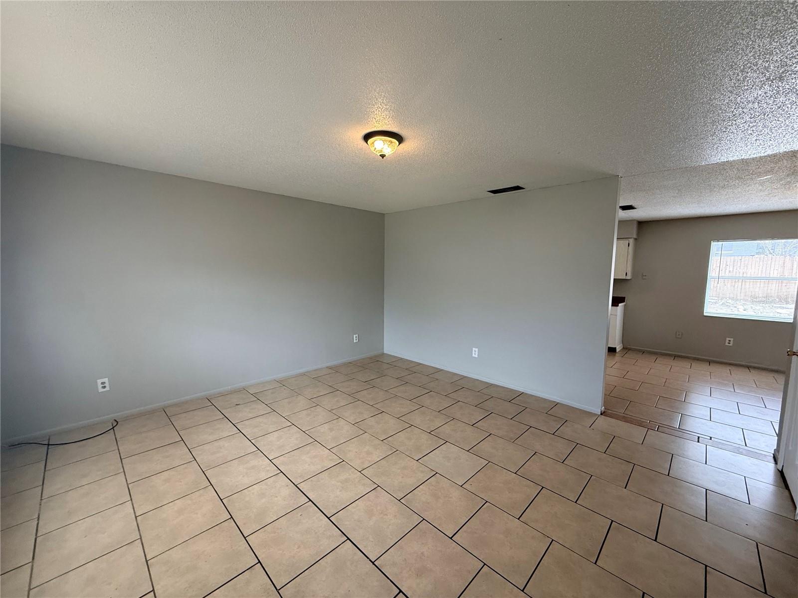 Image 4 of 18 For 614 Larry Drive