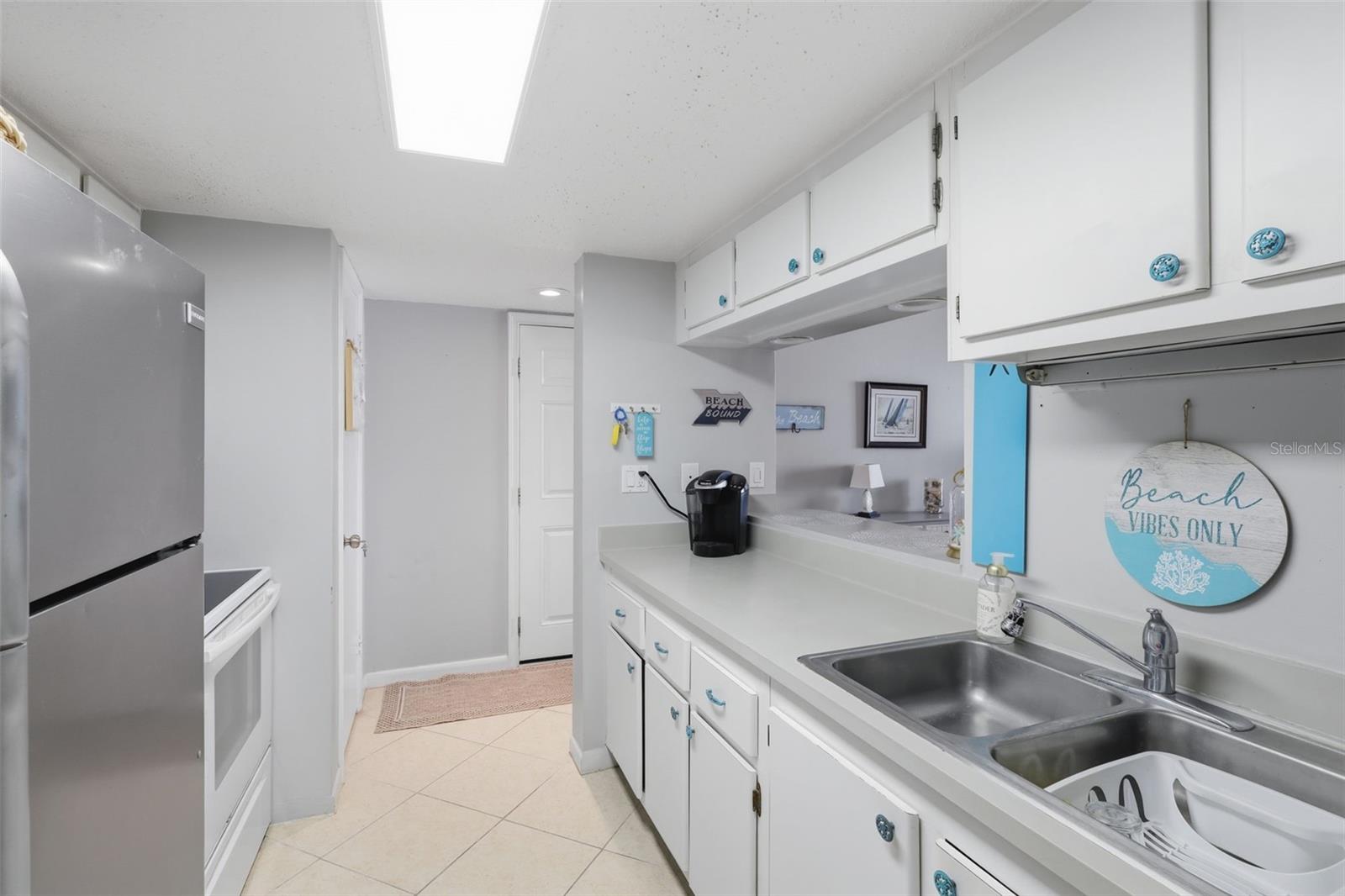 Image 23 of 35 For 4495 Atlantic Avenue 501